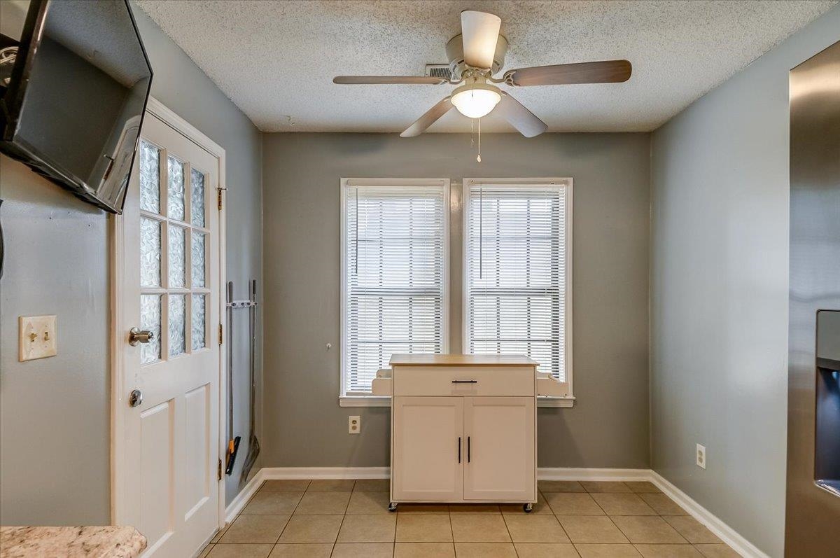 7157 Lamesa Ln Property Photo 10