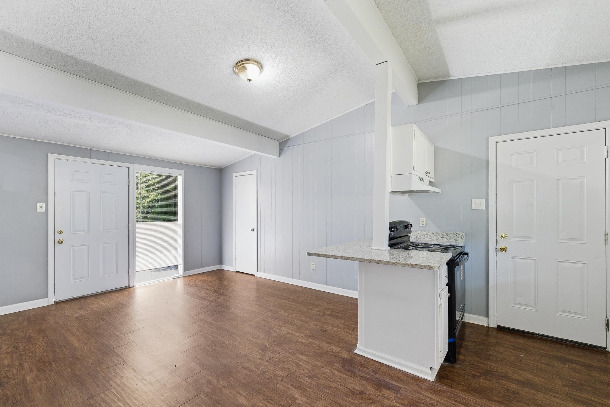727 Crescent Rd Property Photo 11