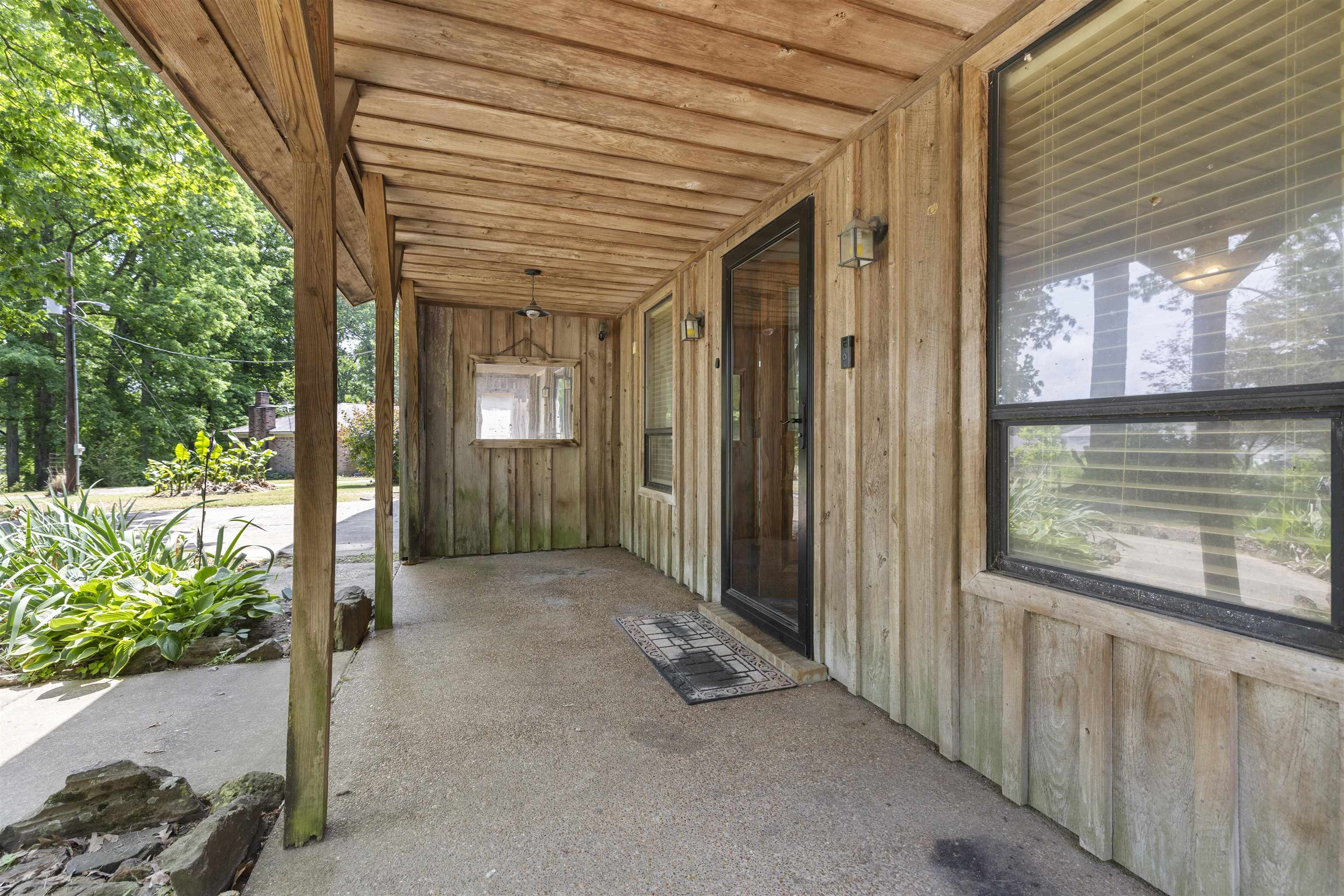 1120 Mcfadden Dr Property Photo 6