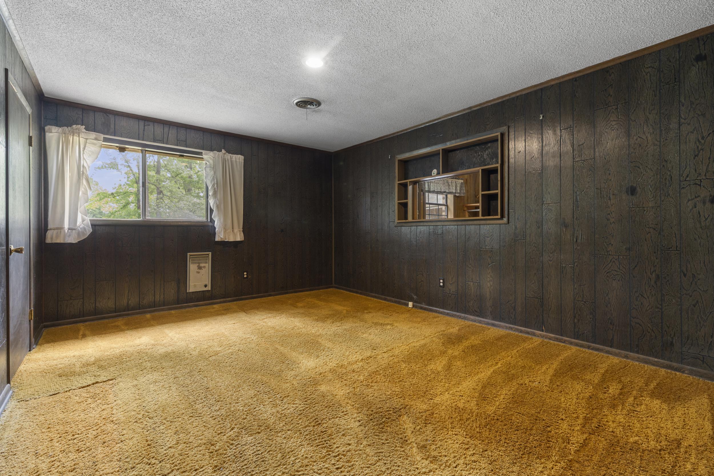 1170 Mcfadden Dr Property Photo 9