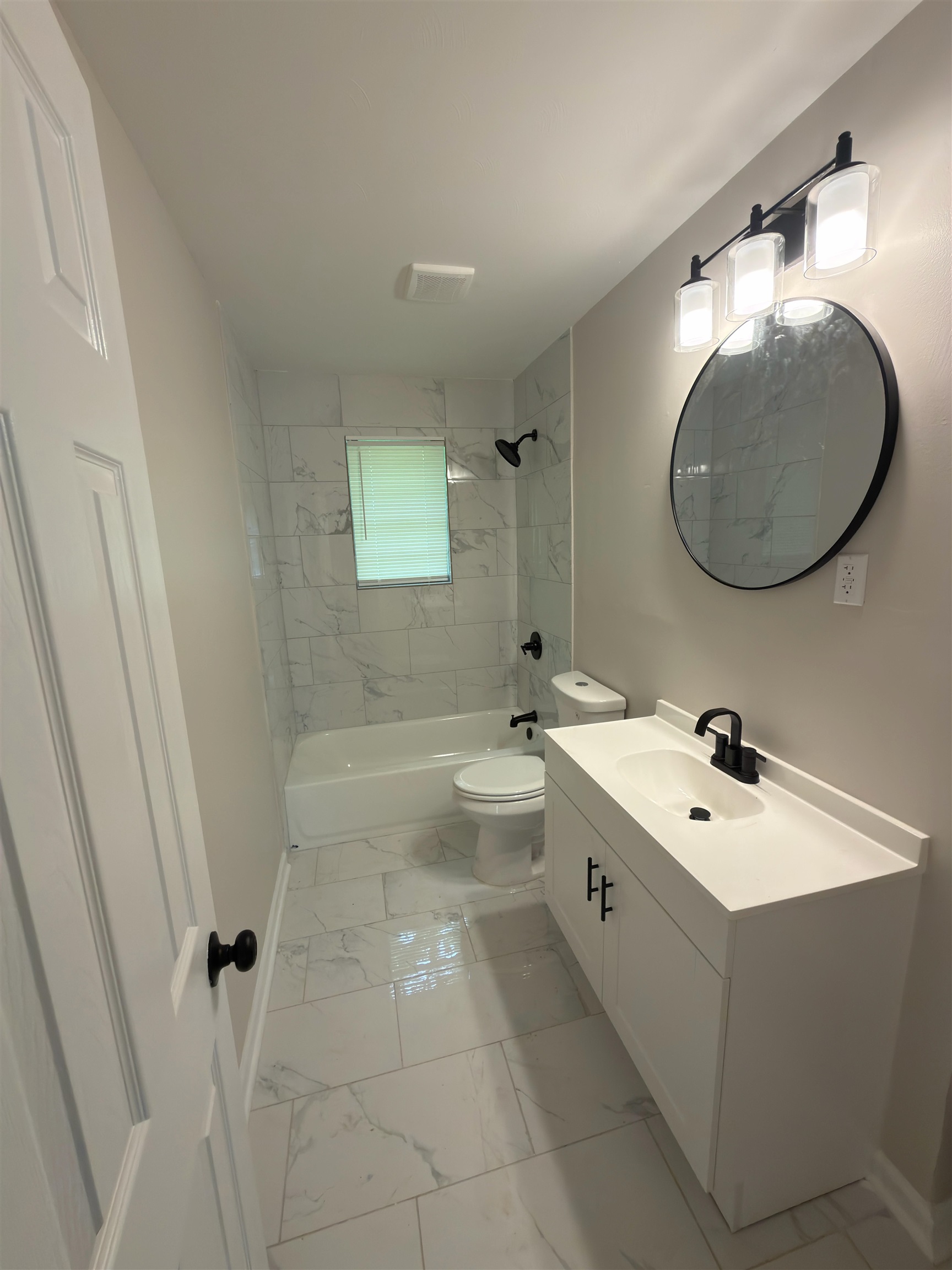 185 Vernelle Ave Property Photo 5