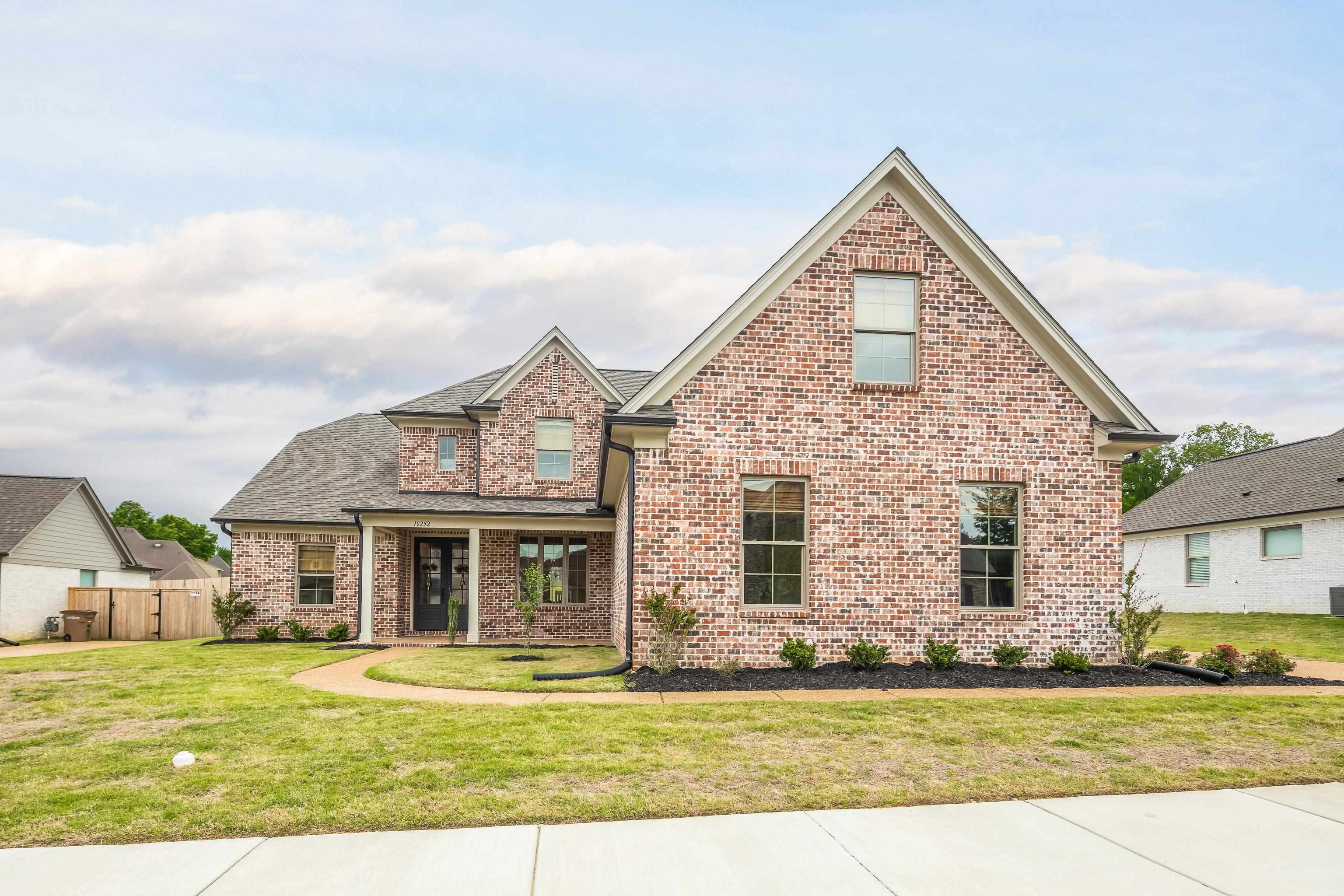 10252 GRAY HERON DR Property Photo 1