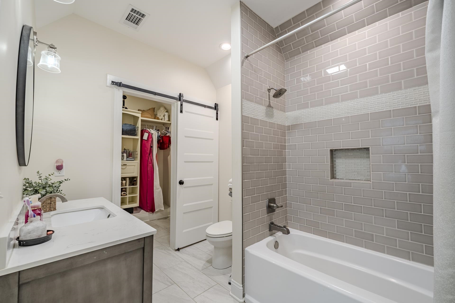 267 Woodrun Dr Property Photo 34