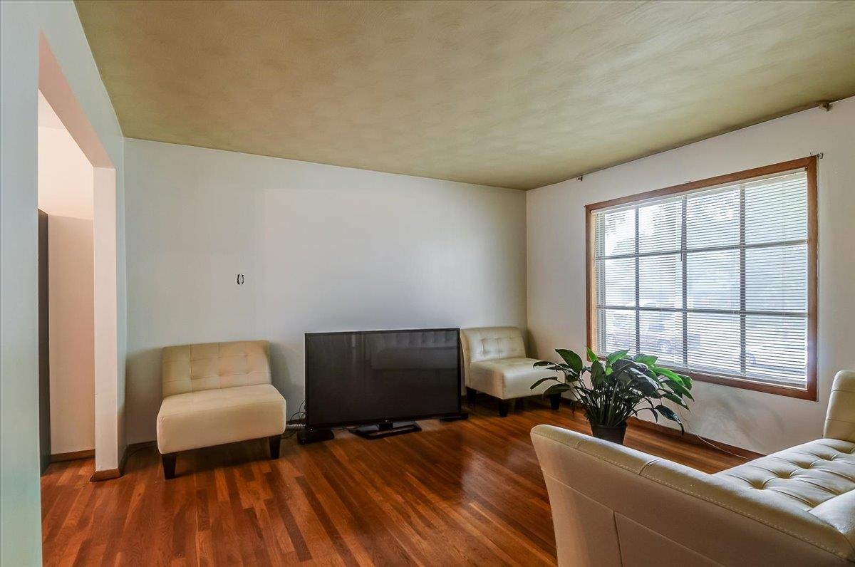 2569 Rozelle St Property Photo 13