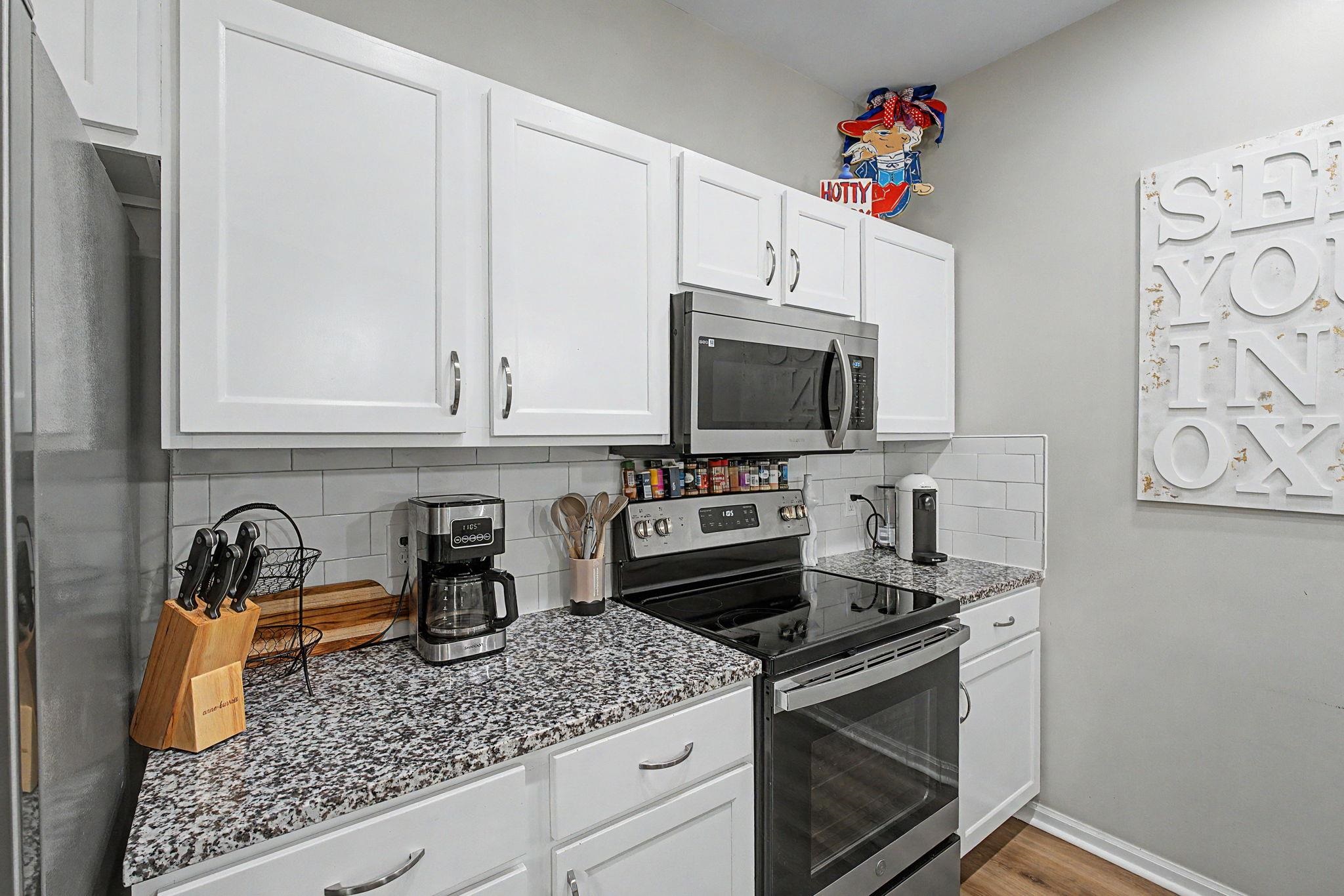 453 Olive Branch Way Property Photo 11