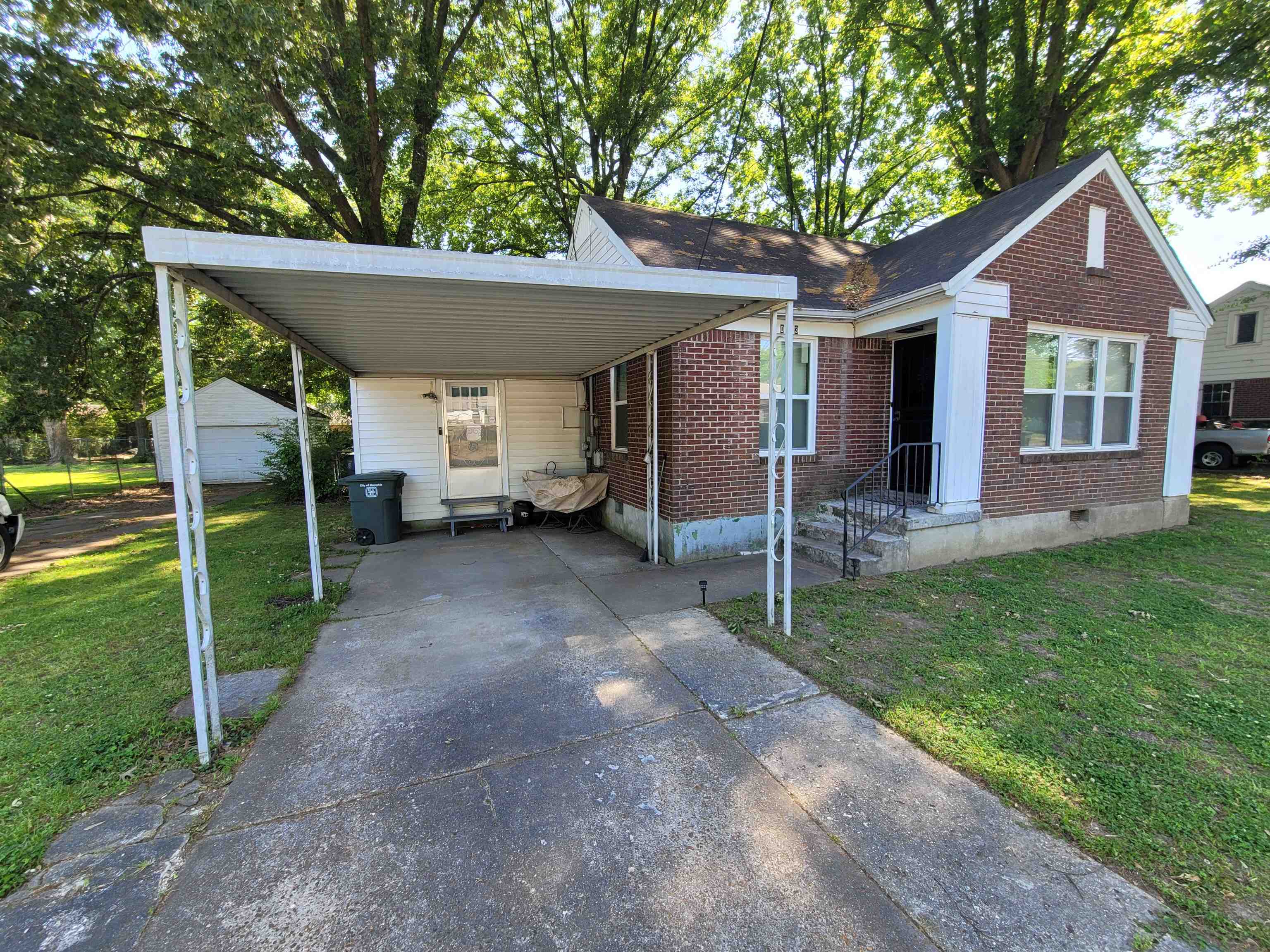 4033 REENIE AVE Property Photo 1