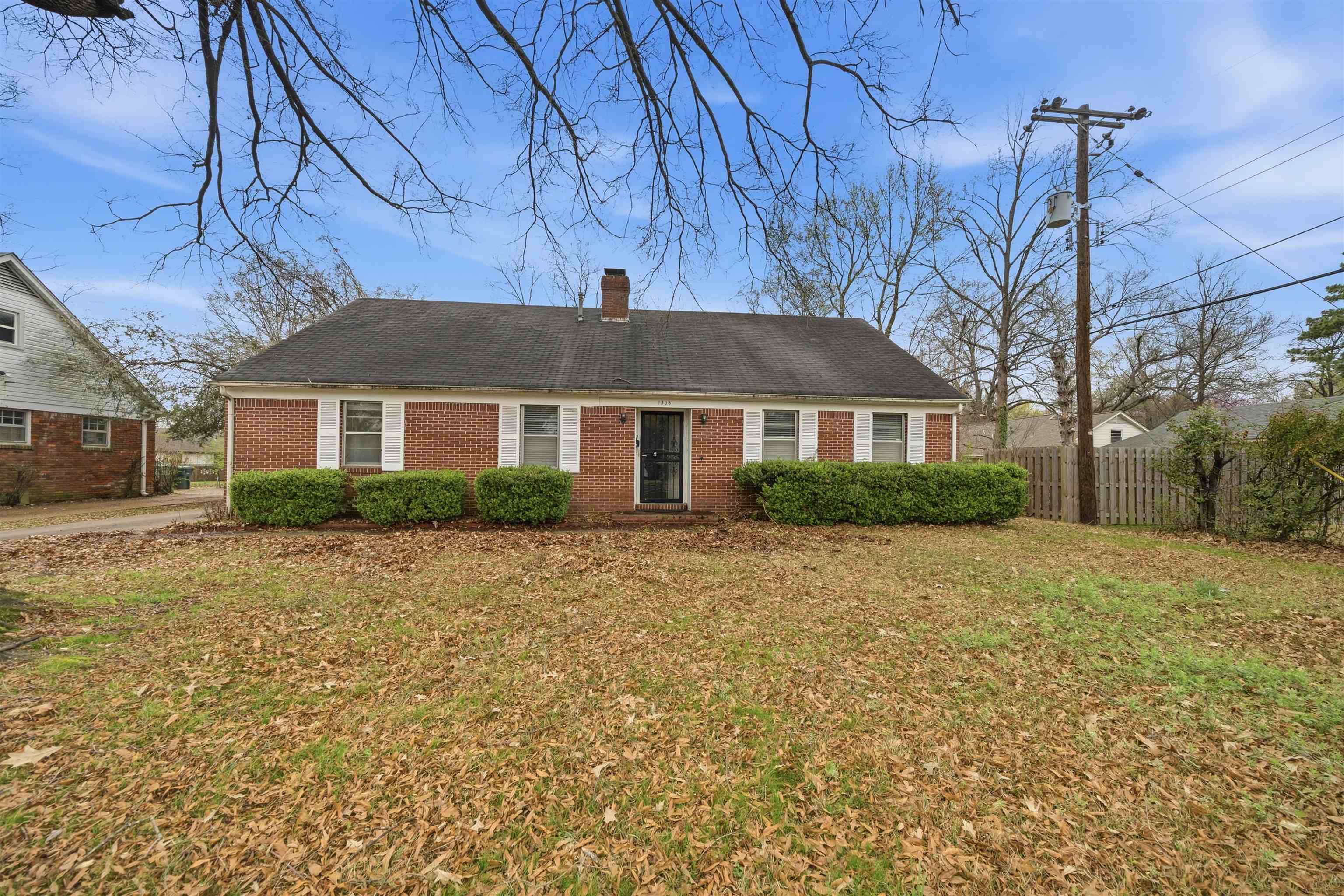 1305 Cherry Rd Property Photo 2