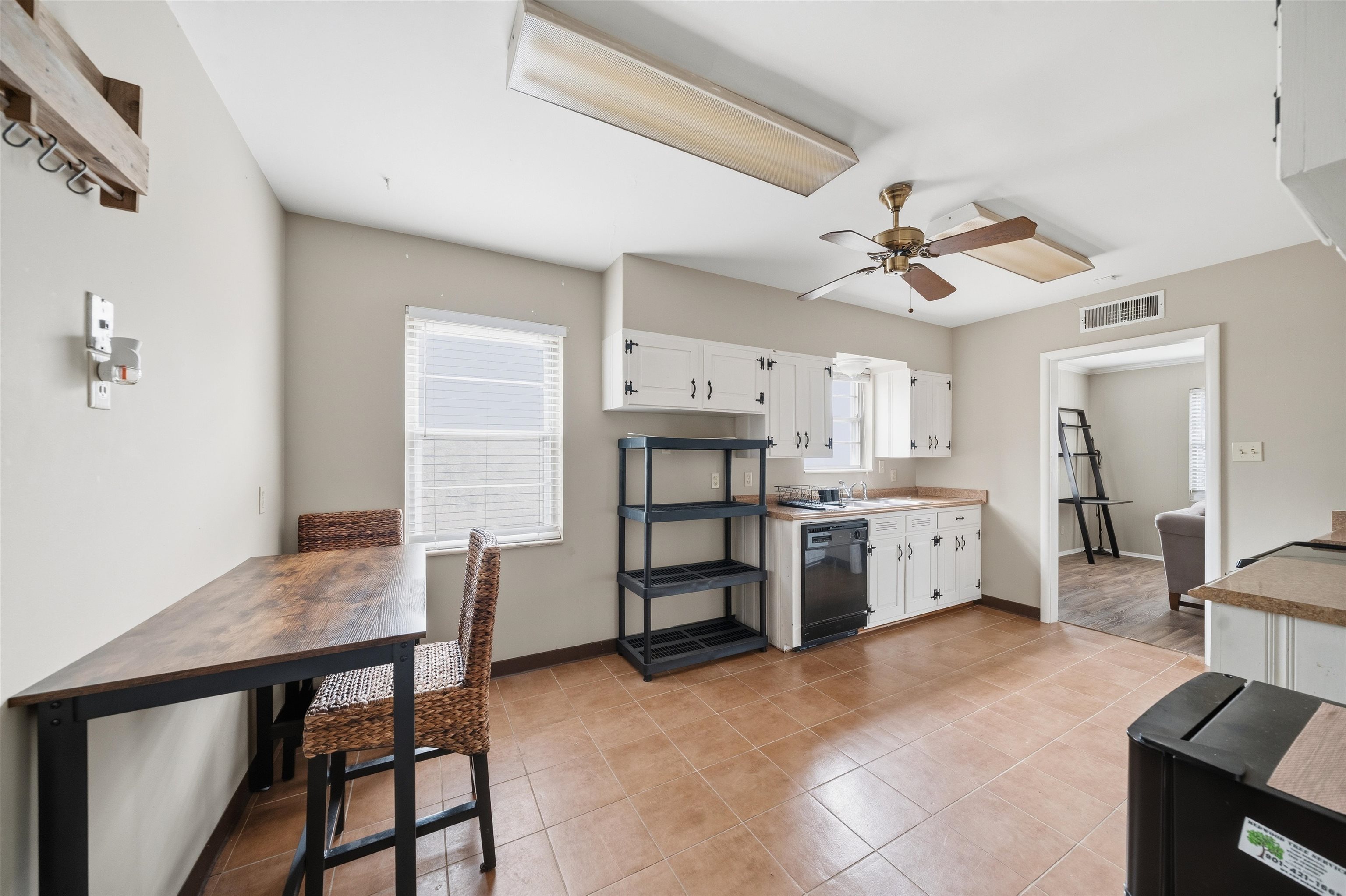 1305 Cherry Rd Property Photo 9