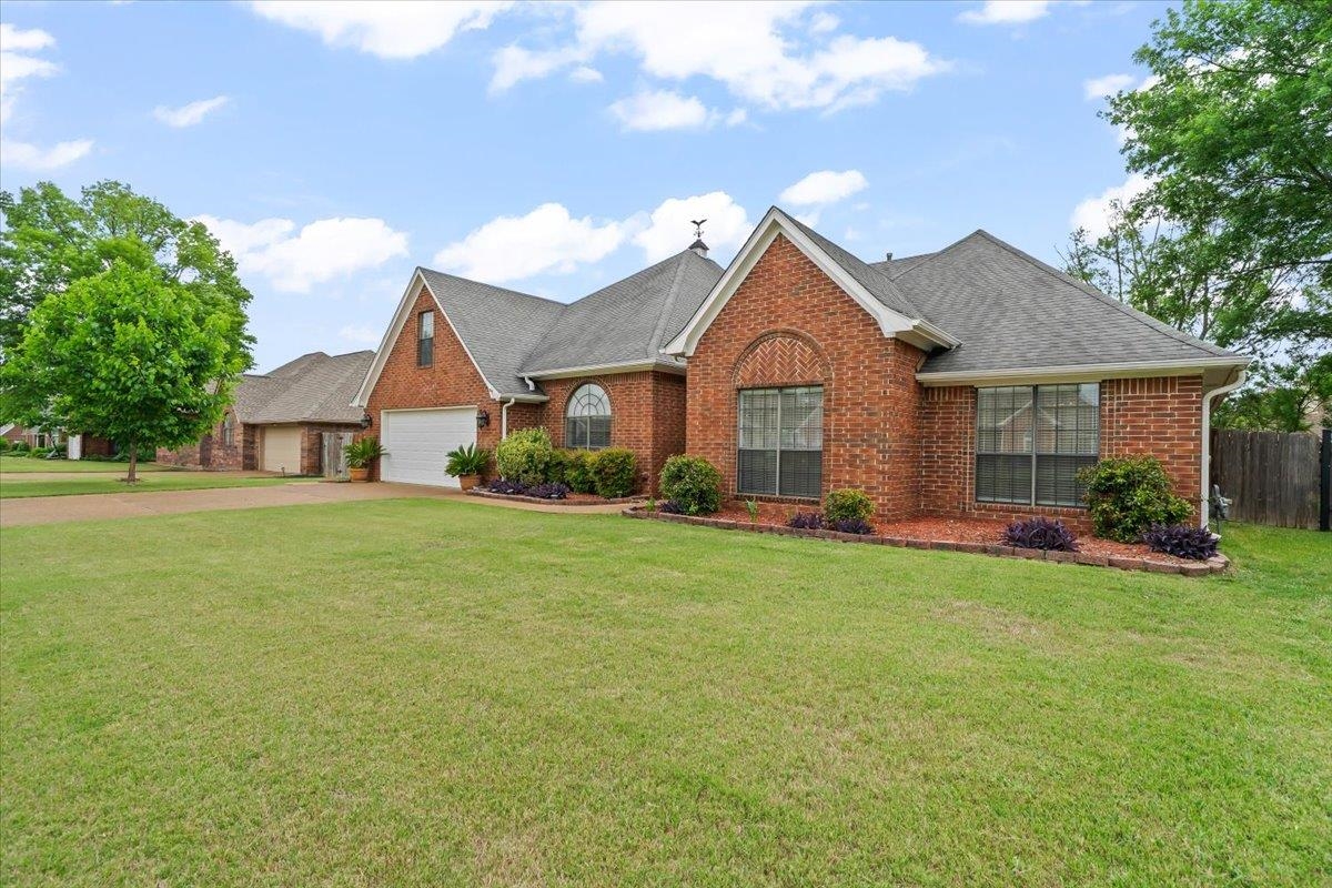 1320 Wolf Lair Dr Property Photo 6