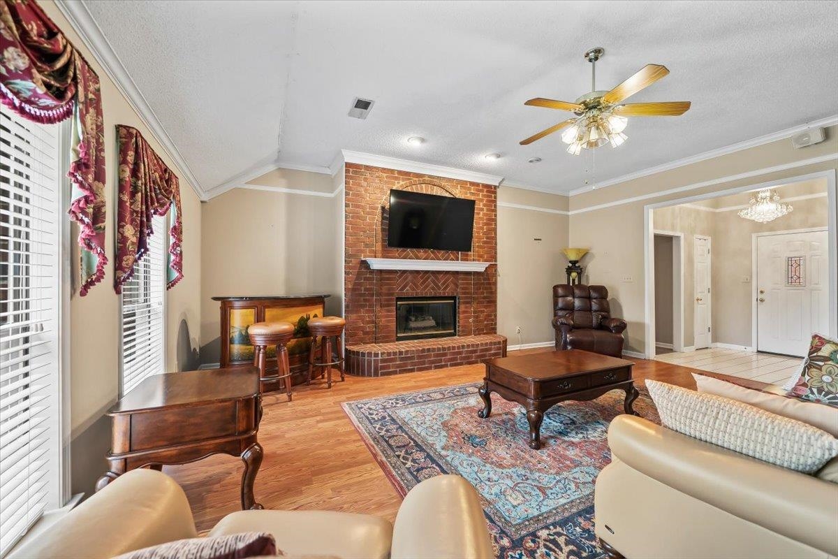 1320 Wolf Lair Dr Property Photo 12