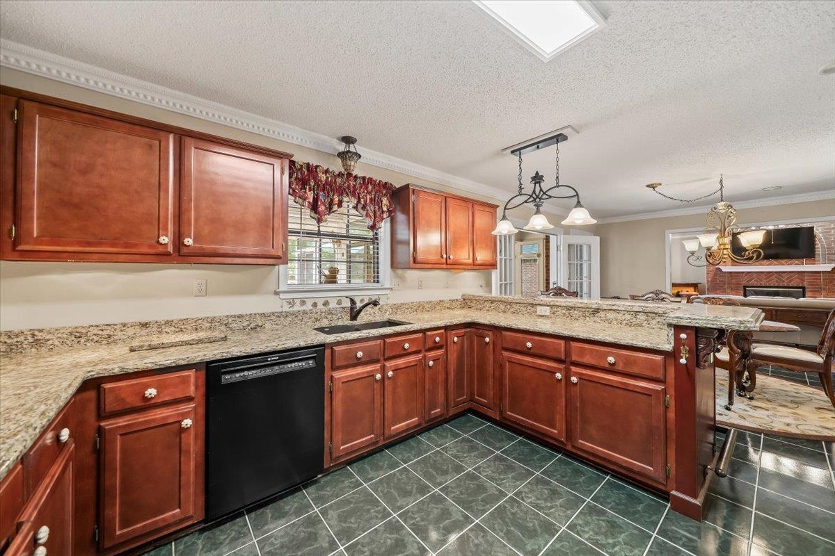 1320 Wolf Lair Dr Property Photo 16