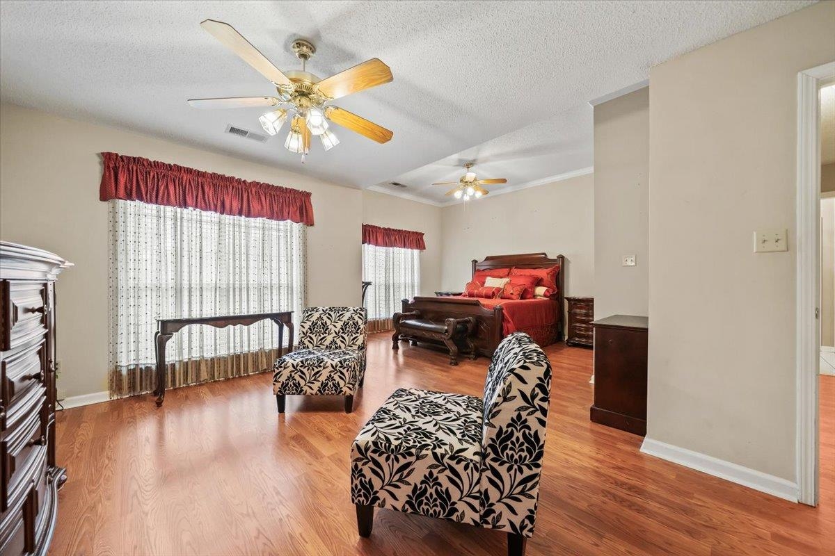 1320 Wolf Lair Dr Property Photo 22