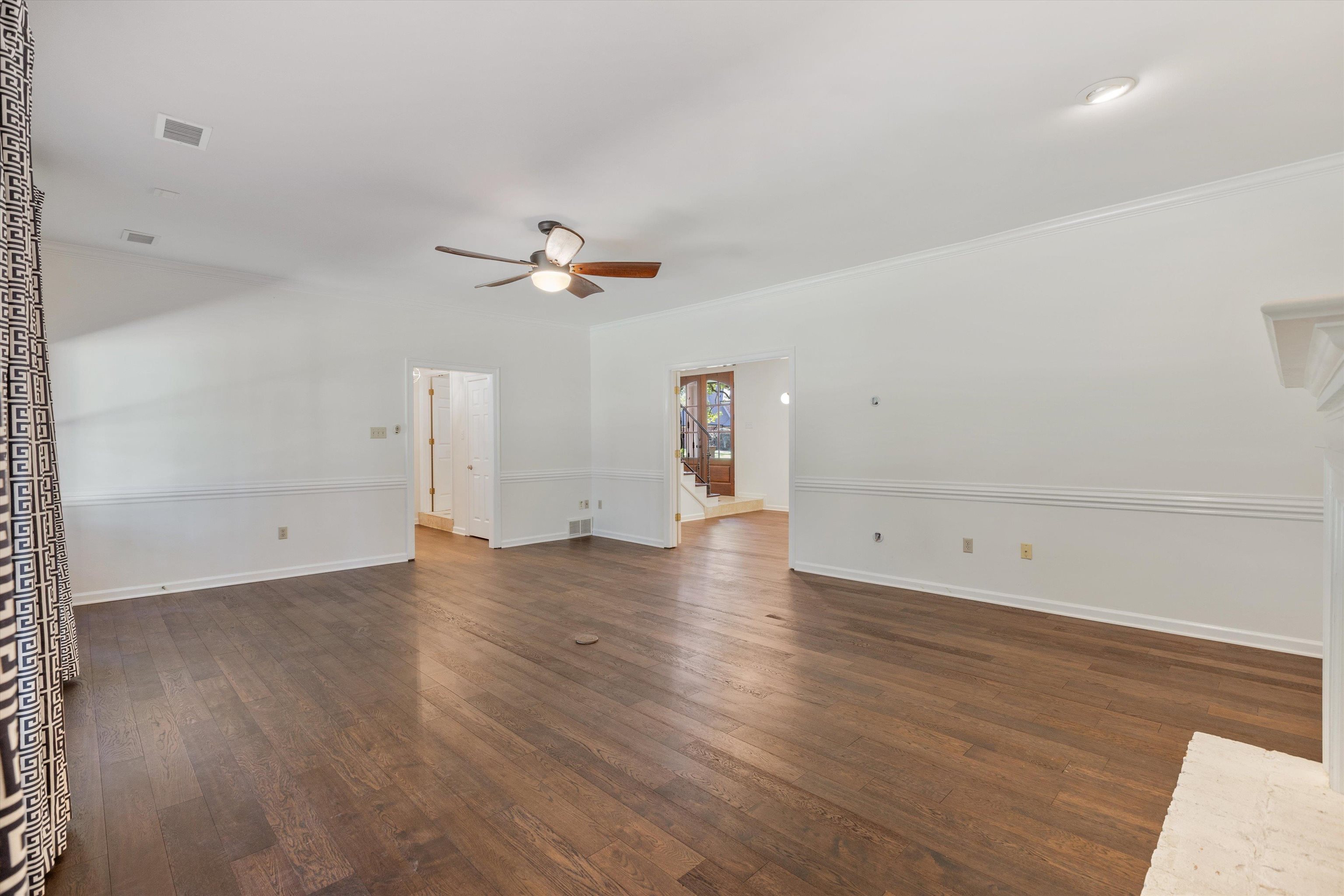 2088 Deerwoods Cv Property Photo 4