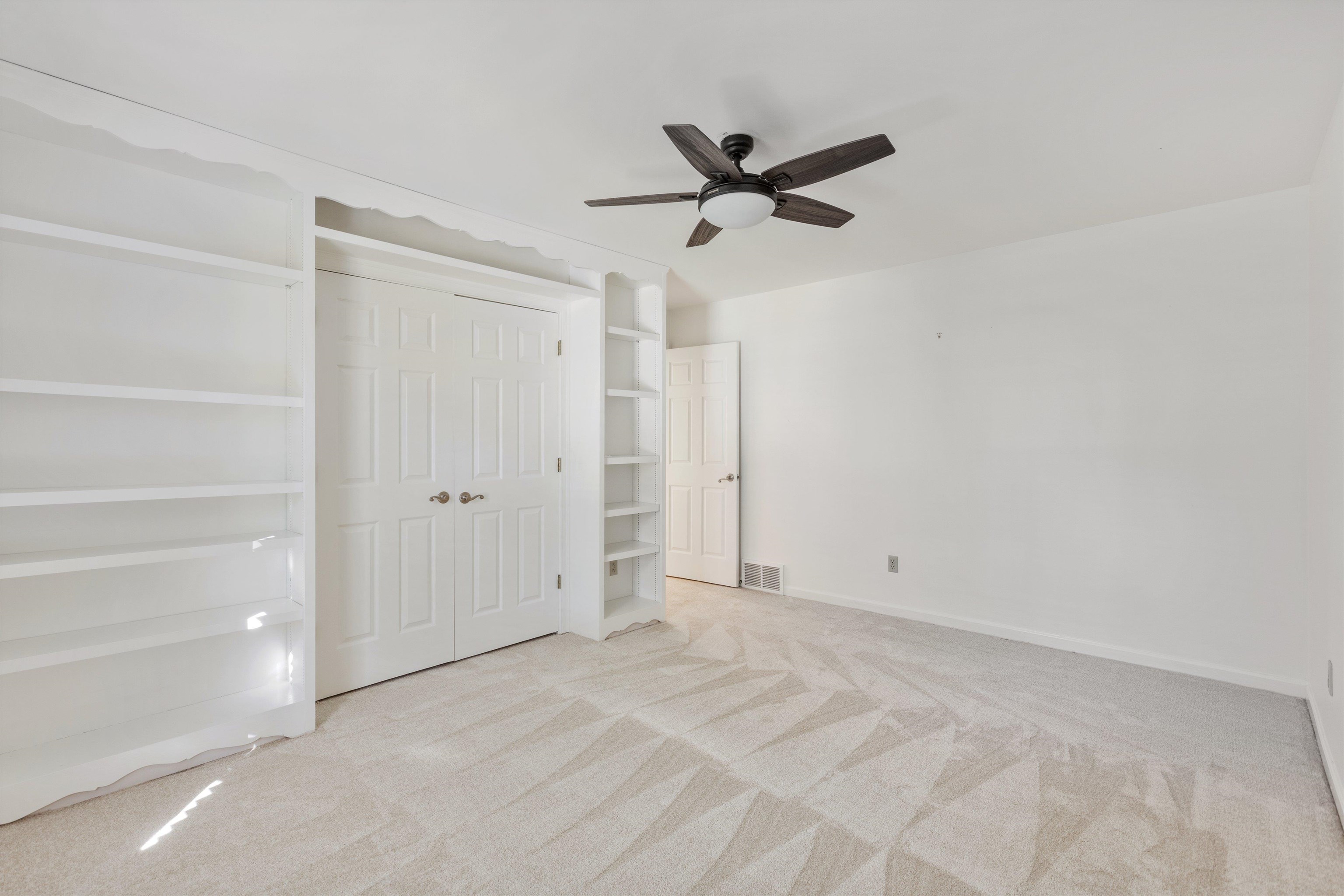 2088 Deerwoods Cv Property Photo 28