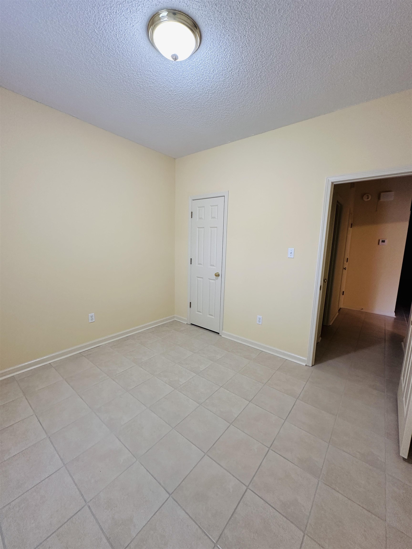 596 W Ashley Glen Cir Property Photo 21