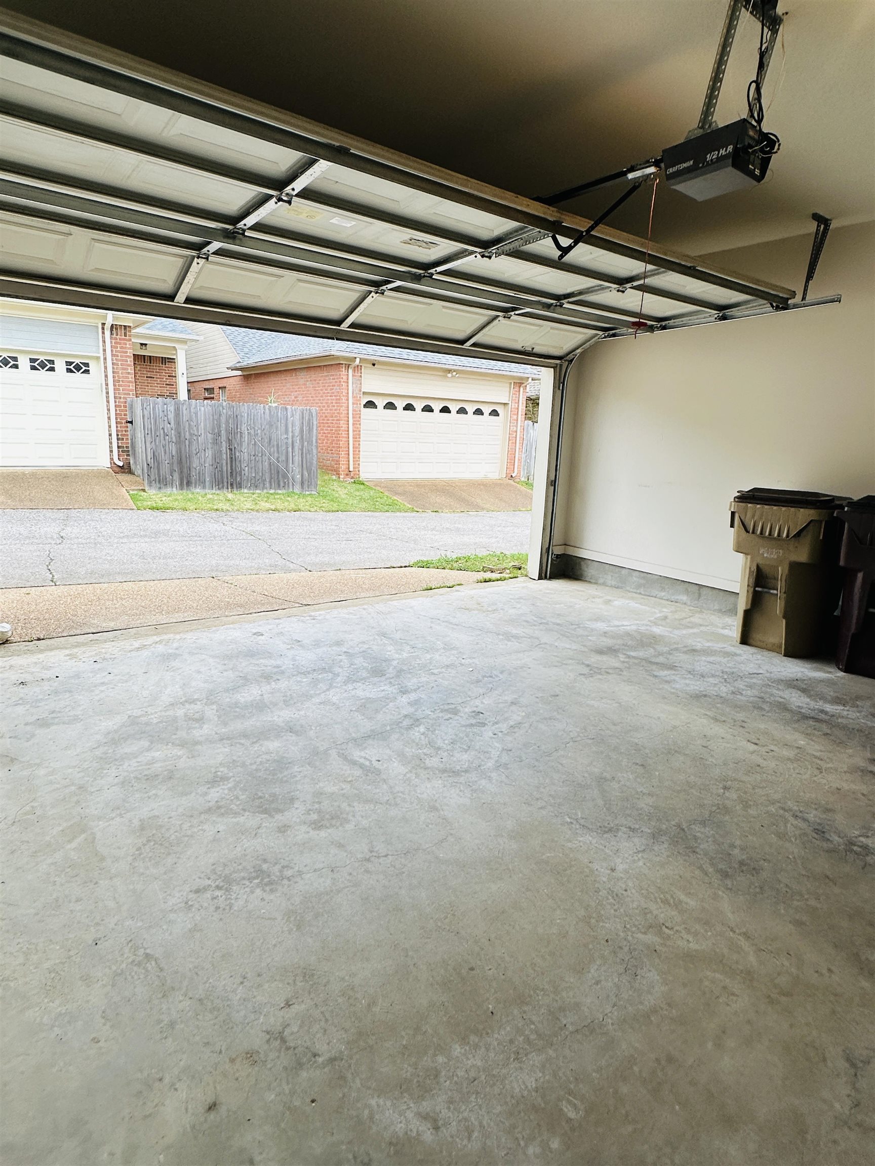 596 W Ashley Glen Cir Property Photo 25