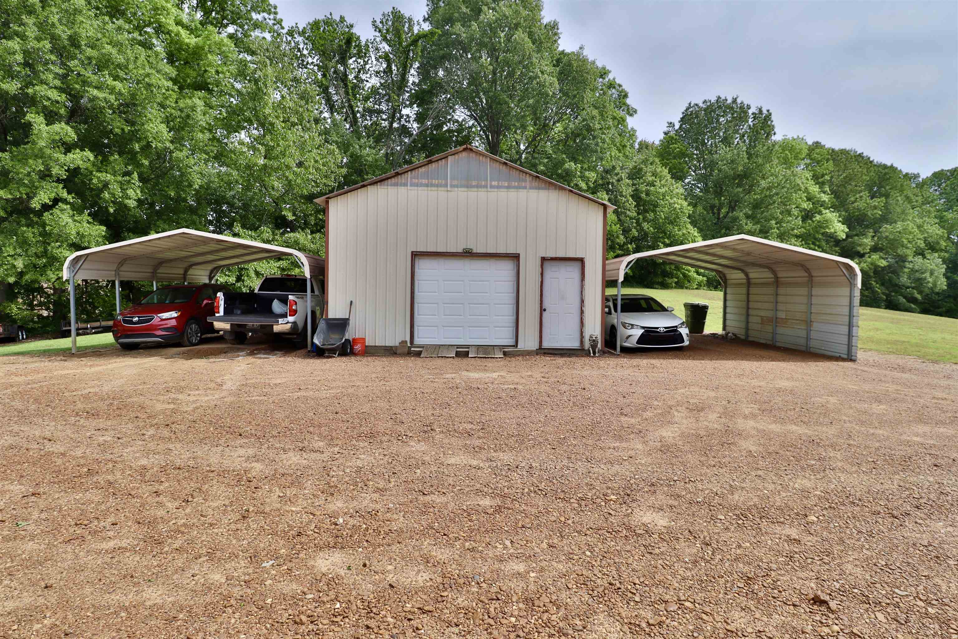 367 Junius Lee Rd Property Photo 32