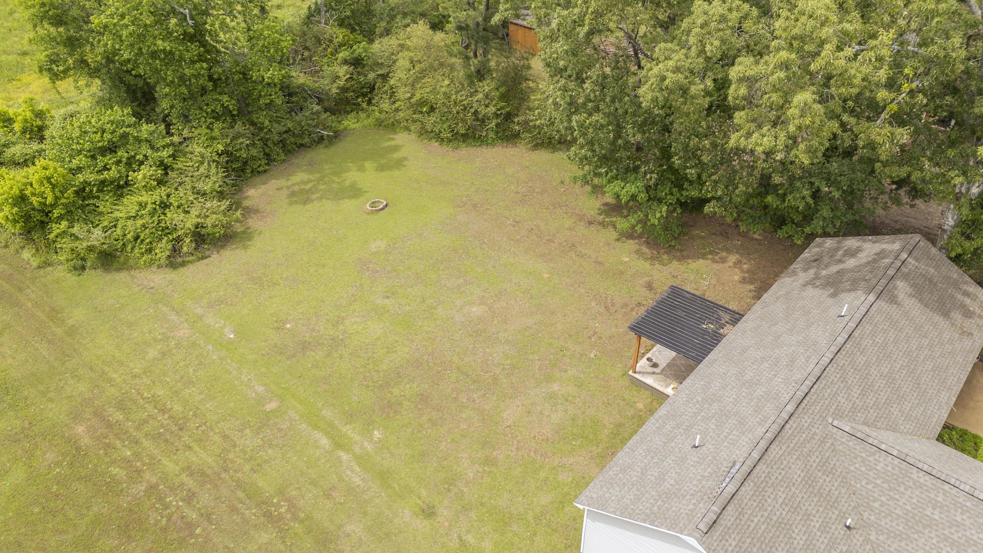 525 Patterson Rd Property Photo 5