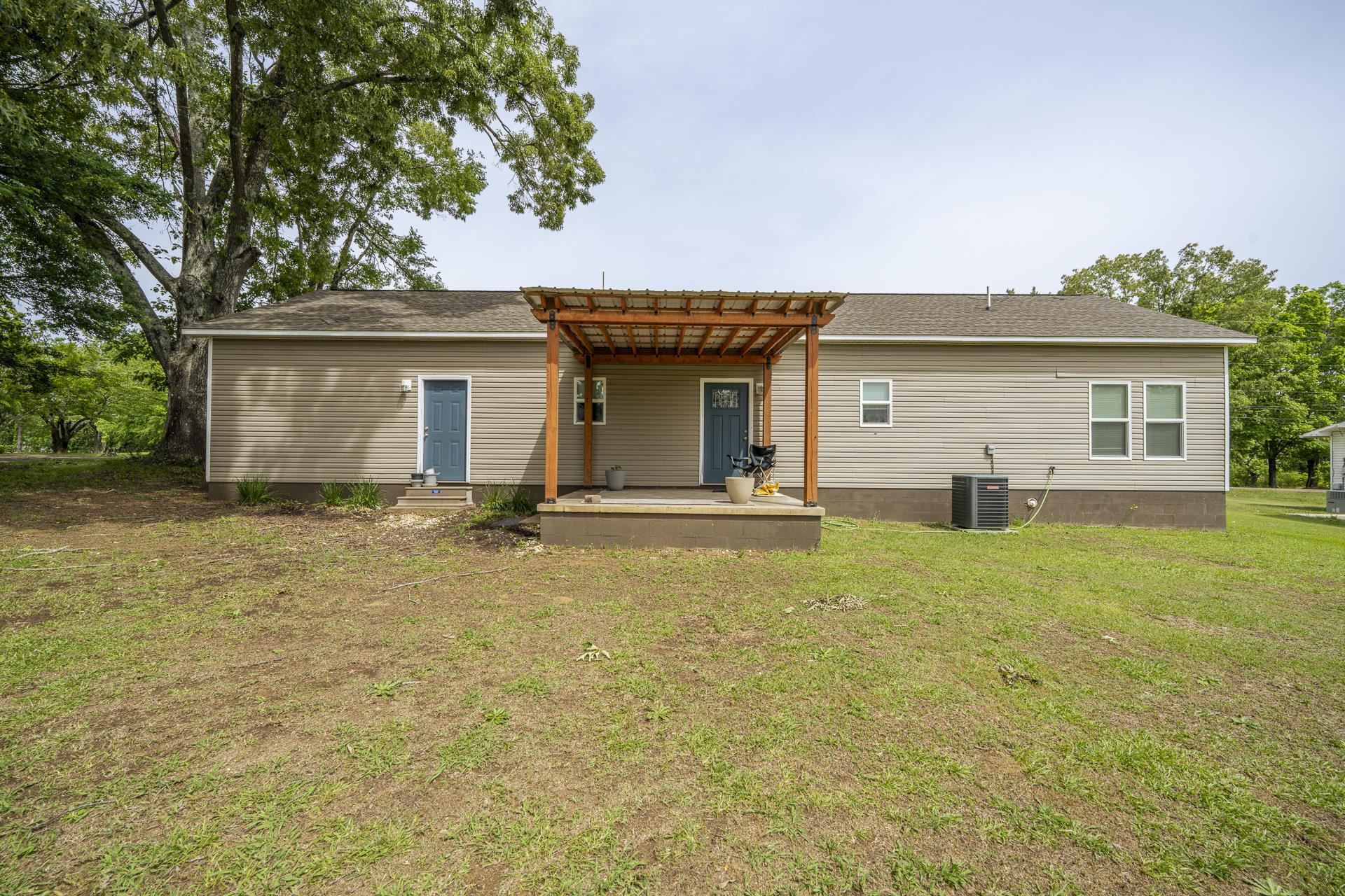 525 Patterson Rd Property Photo 8
