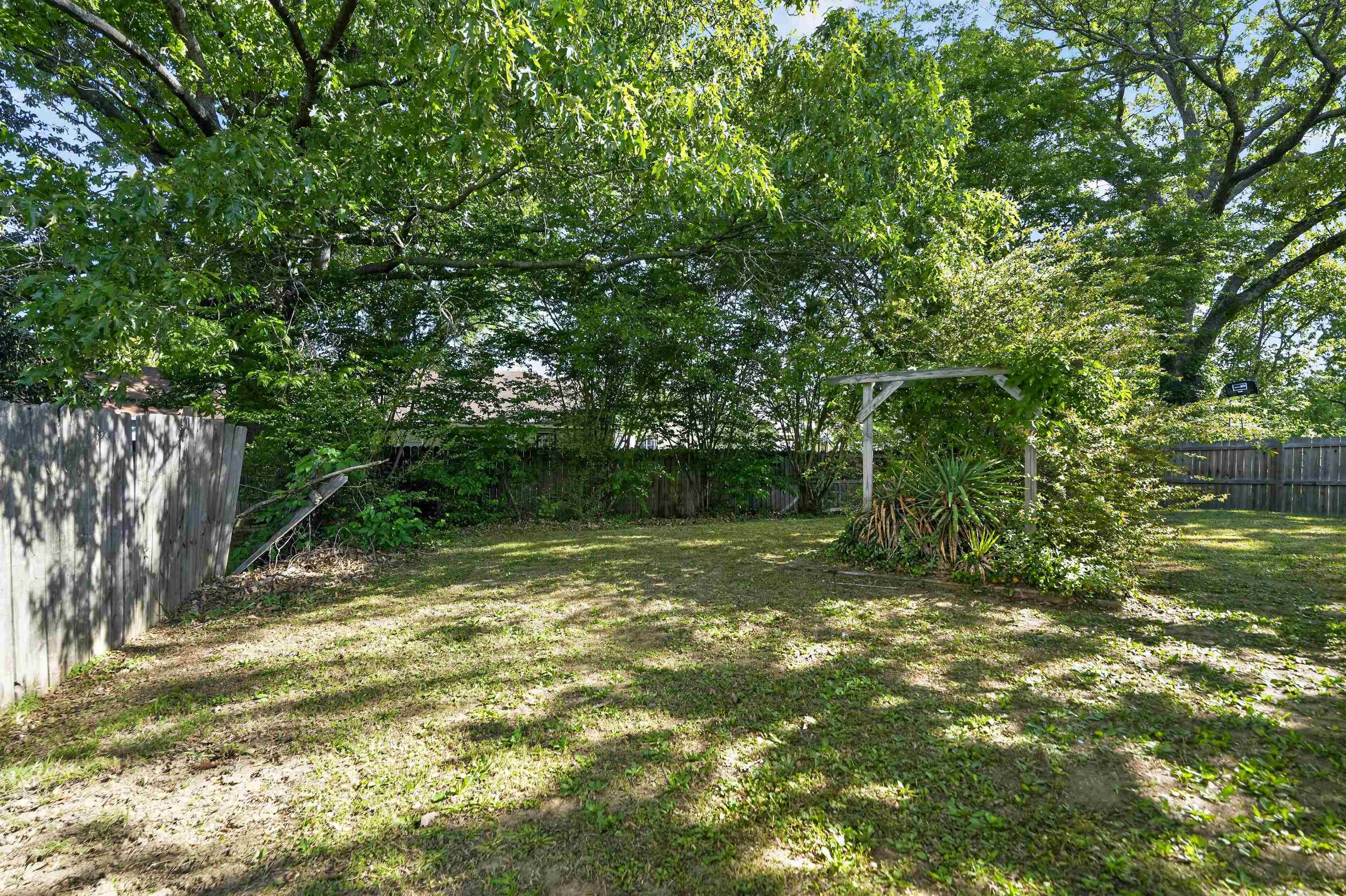 3372 Spring Shadow Dr Property Photo 4