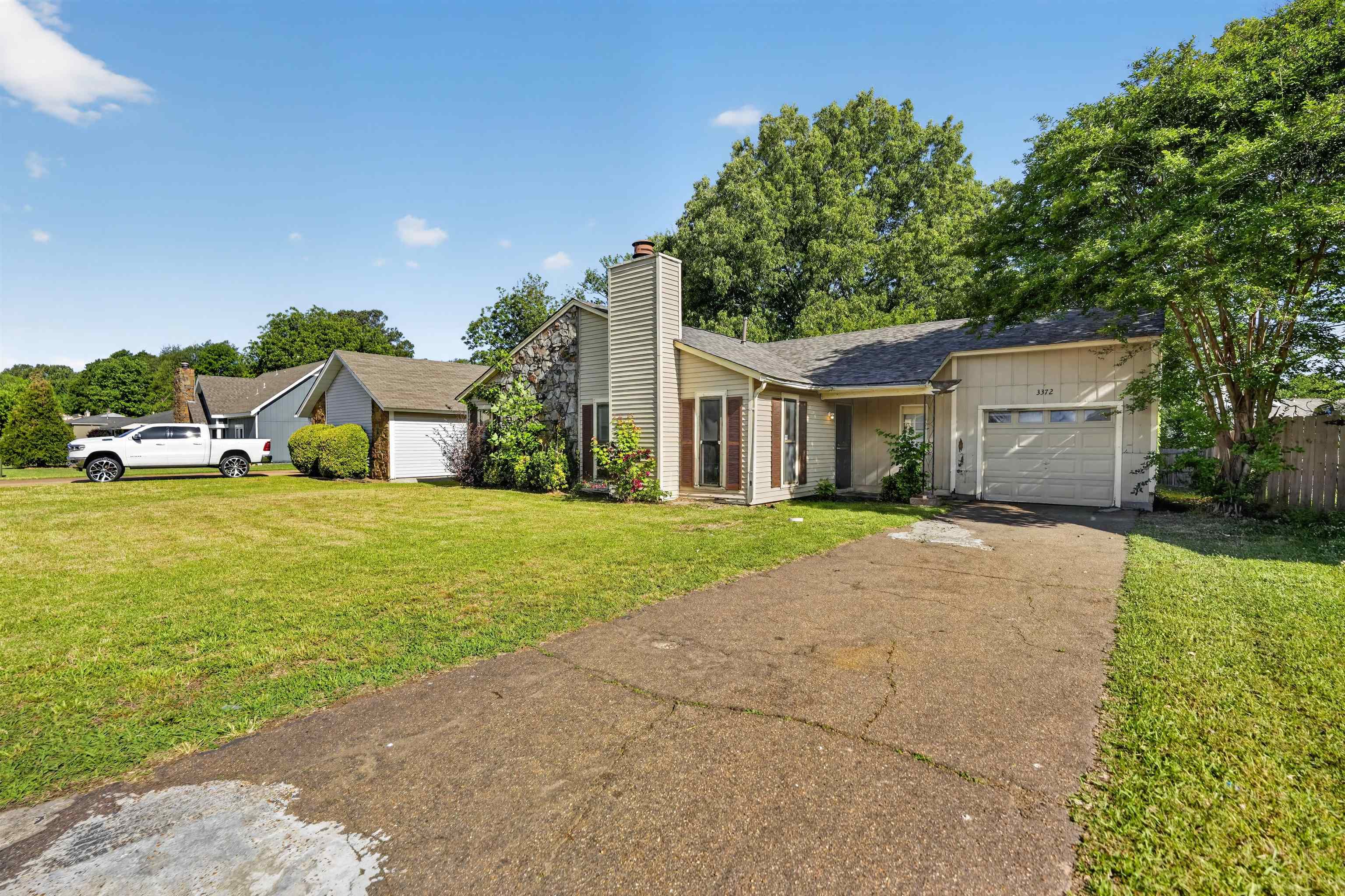 3372 Spring Shadow Dr Property Photo 7