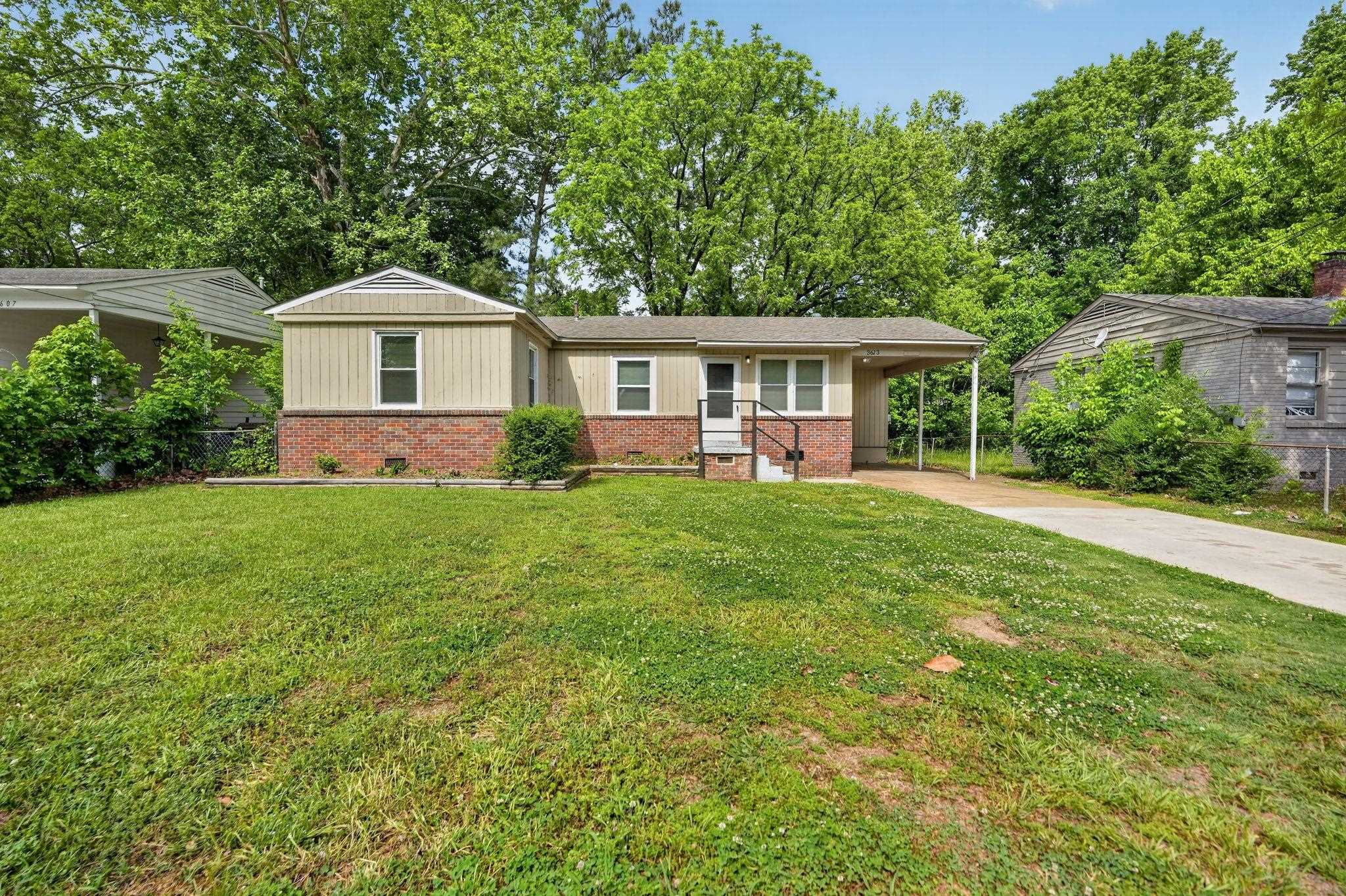 3613 DEBBY DR Property Photo 1