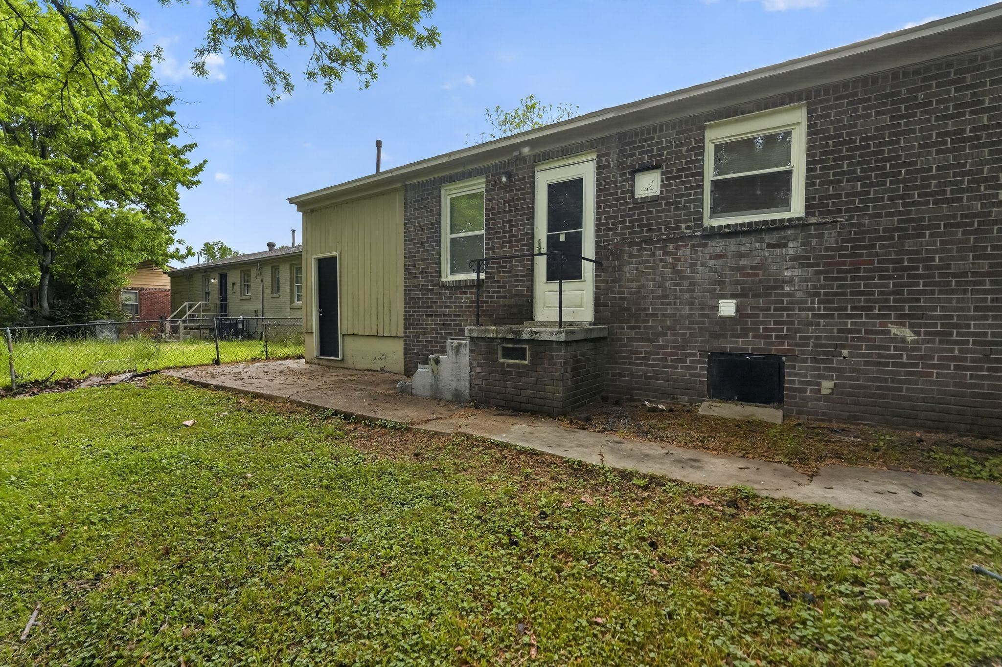 3613 Debby Dr Property Photo 4