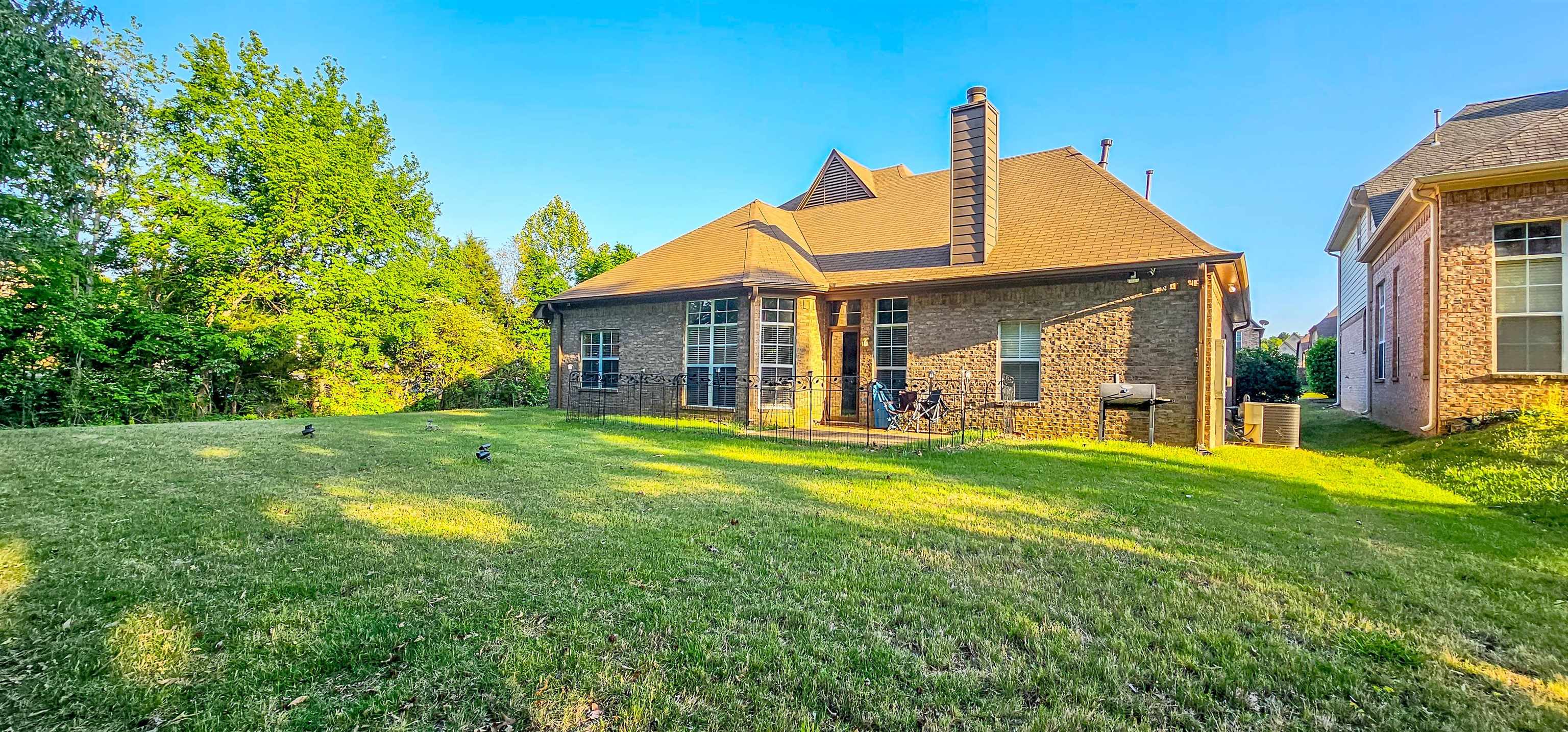 7672 N Brookwater Cv Property Photo 19