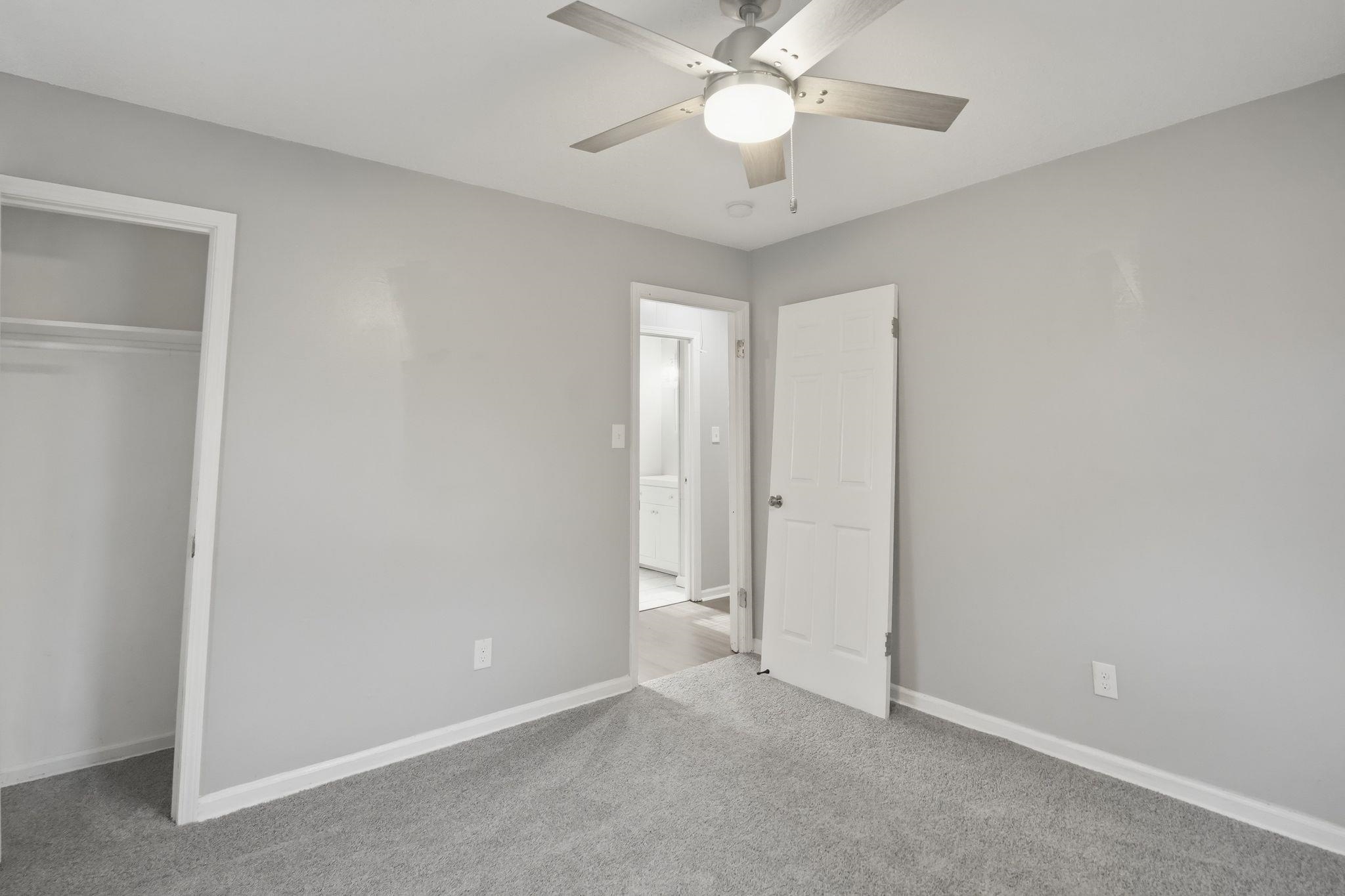 4686 Gill Rd Property Photo 25