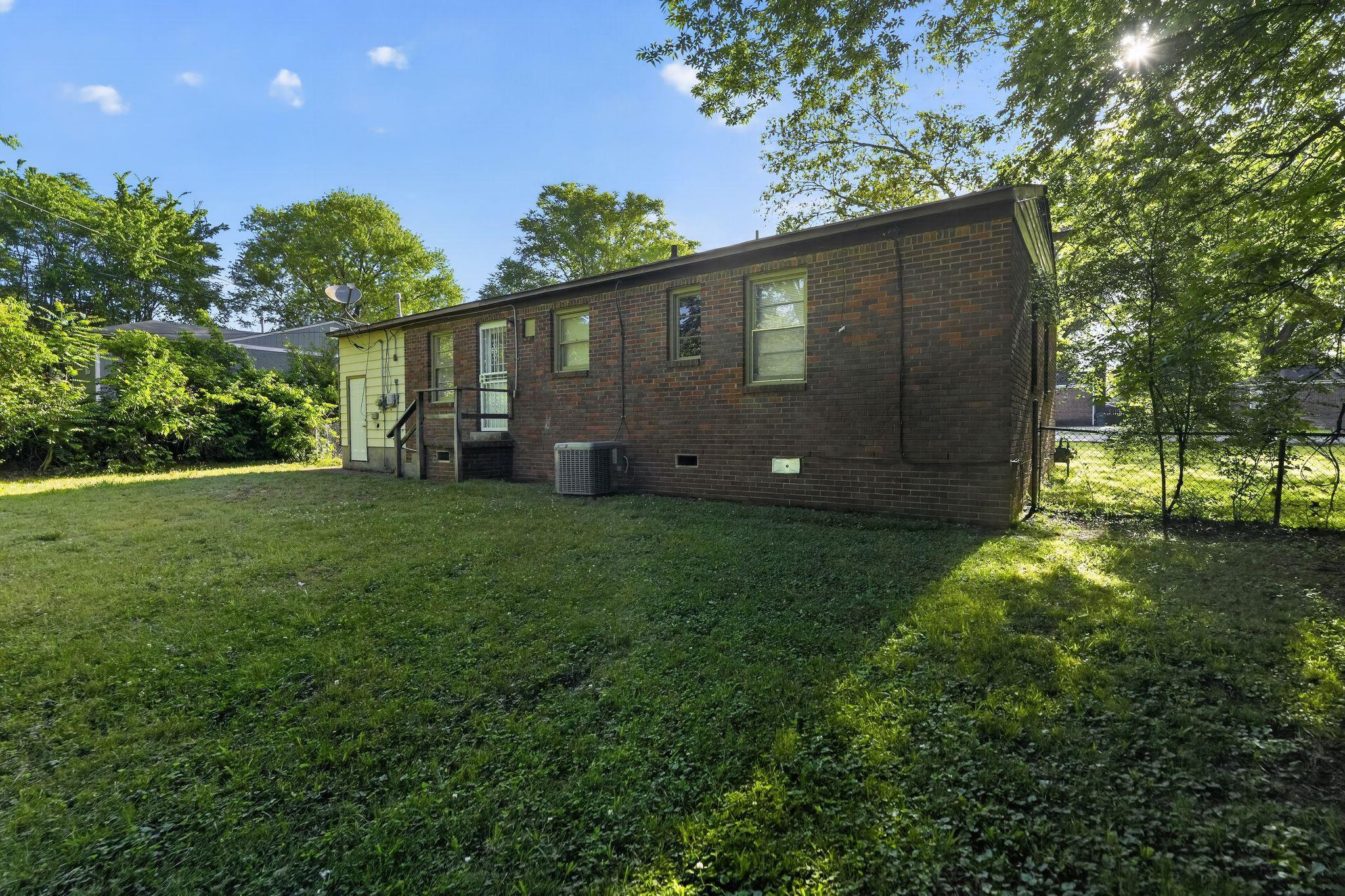 4955 Stacey Dr Property Photo 7