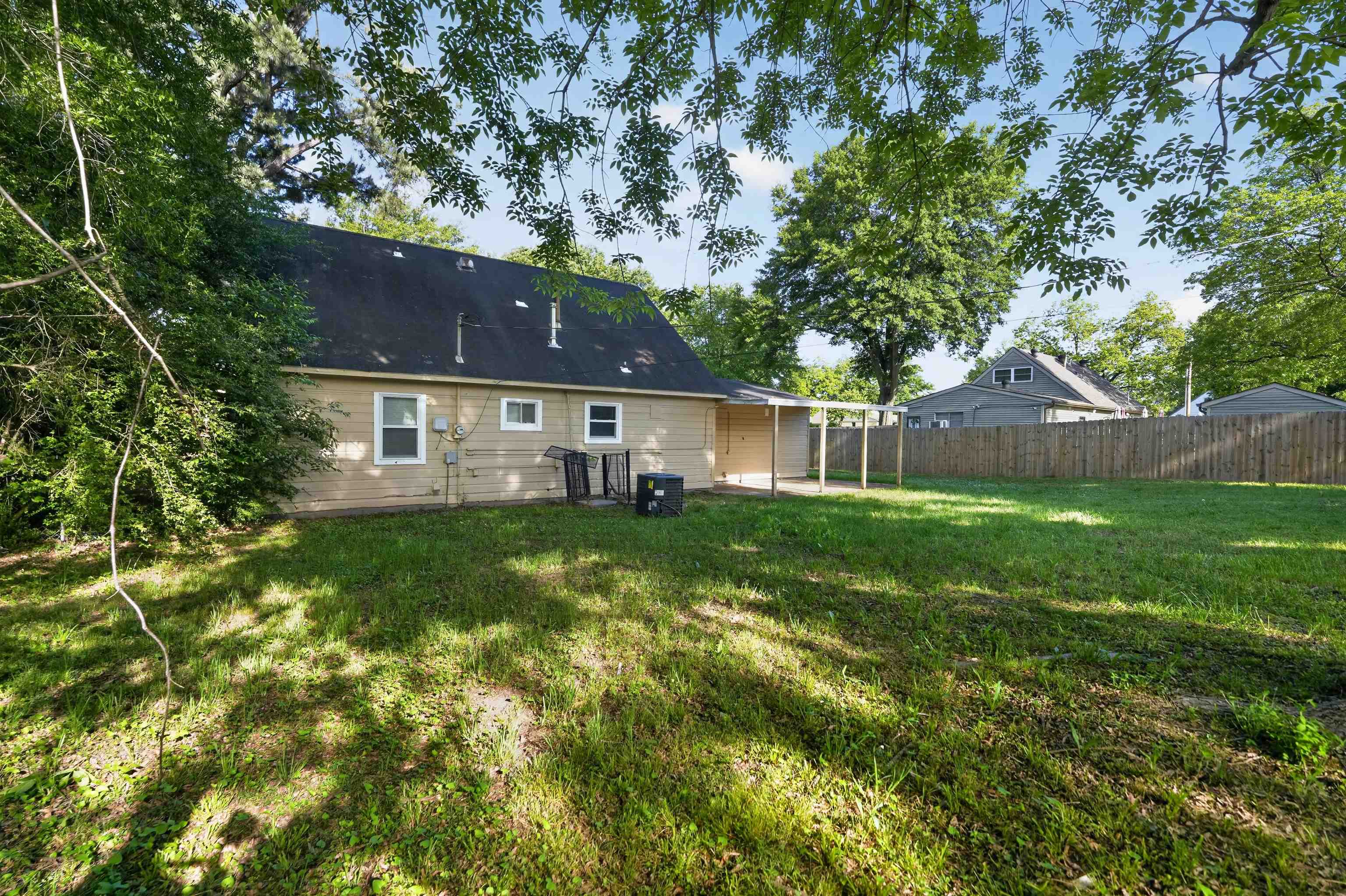 5124 Gill Rd Property Photo 7