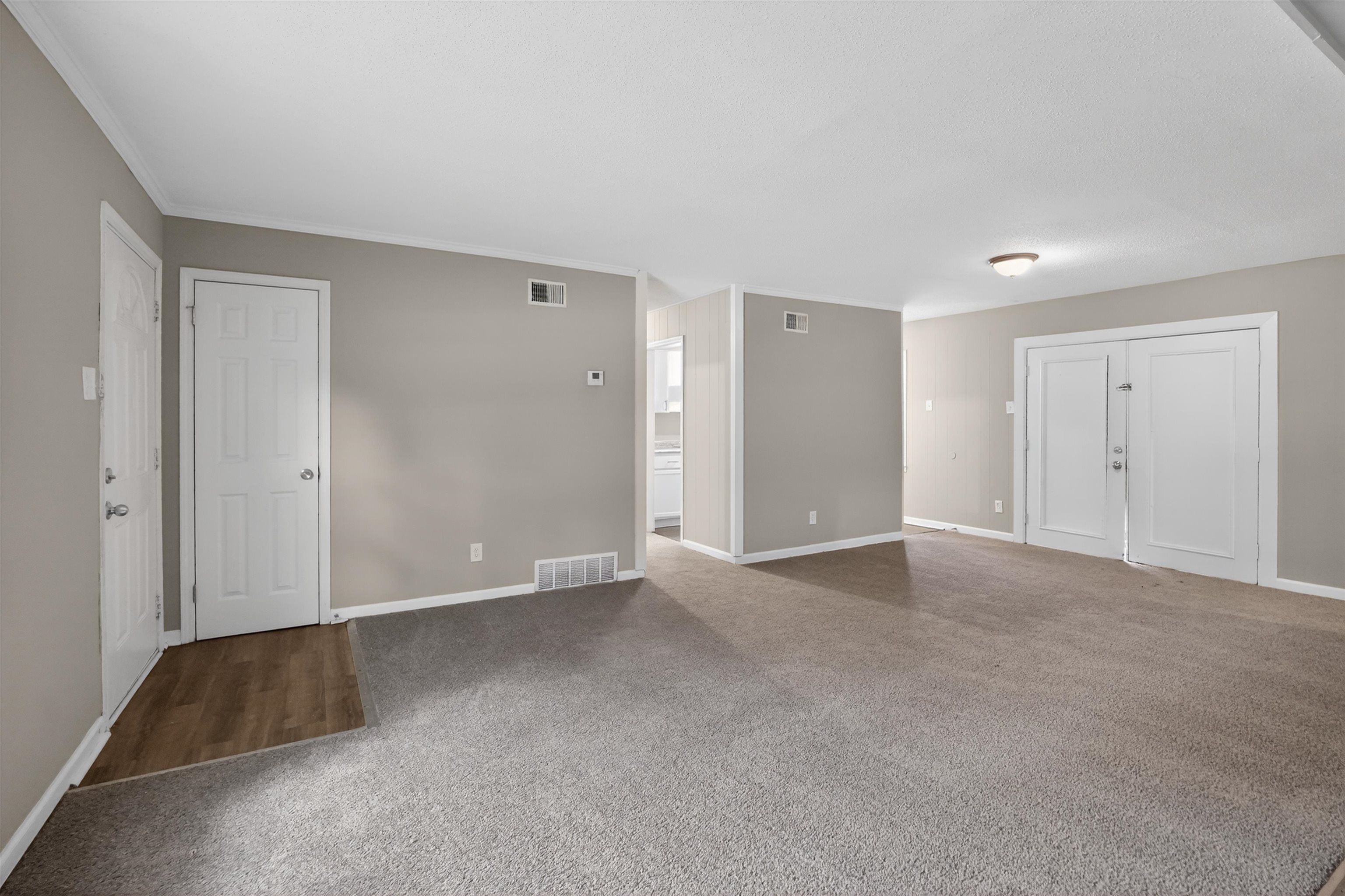 2328 Millbrook Ave Property Photo 11