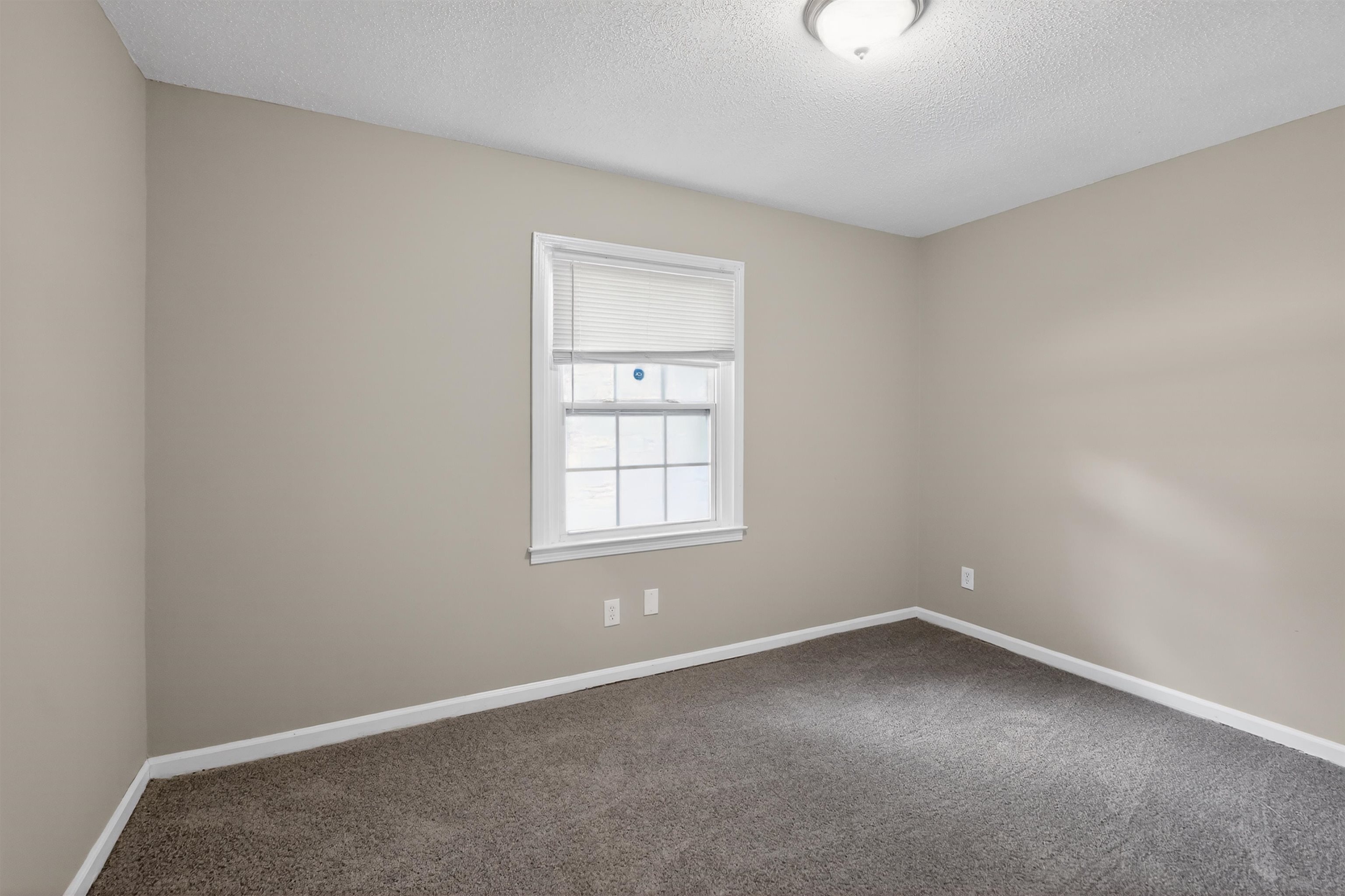 2328 Millbrook Ave Property Photo 18