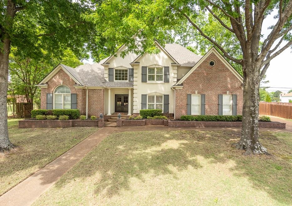 671 ANTEBELLUM CV Property Photo 1