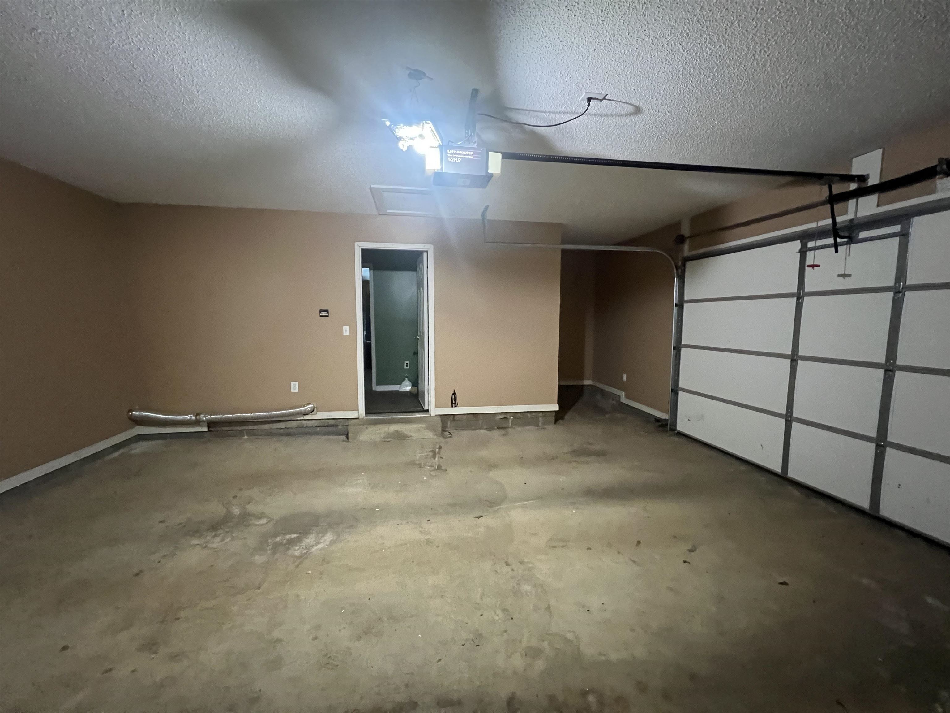 575 Golf Dr Property Photo 10