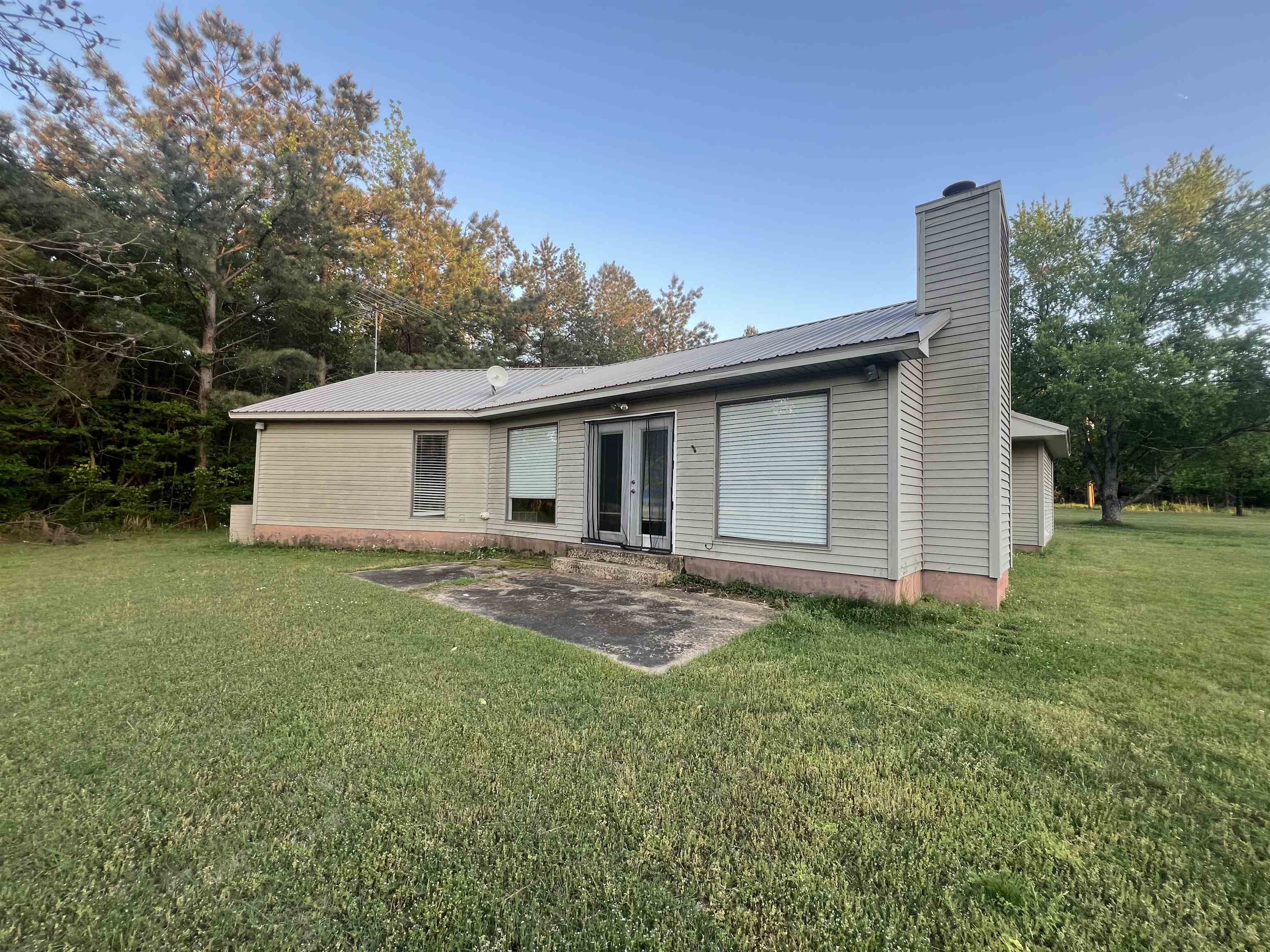 575 Golf Dr Property Photo 13