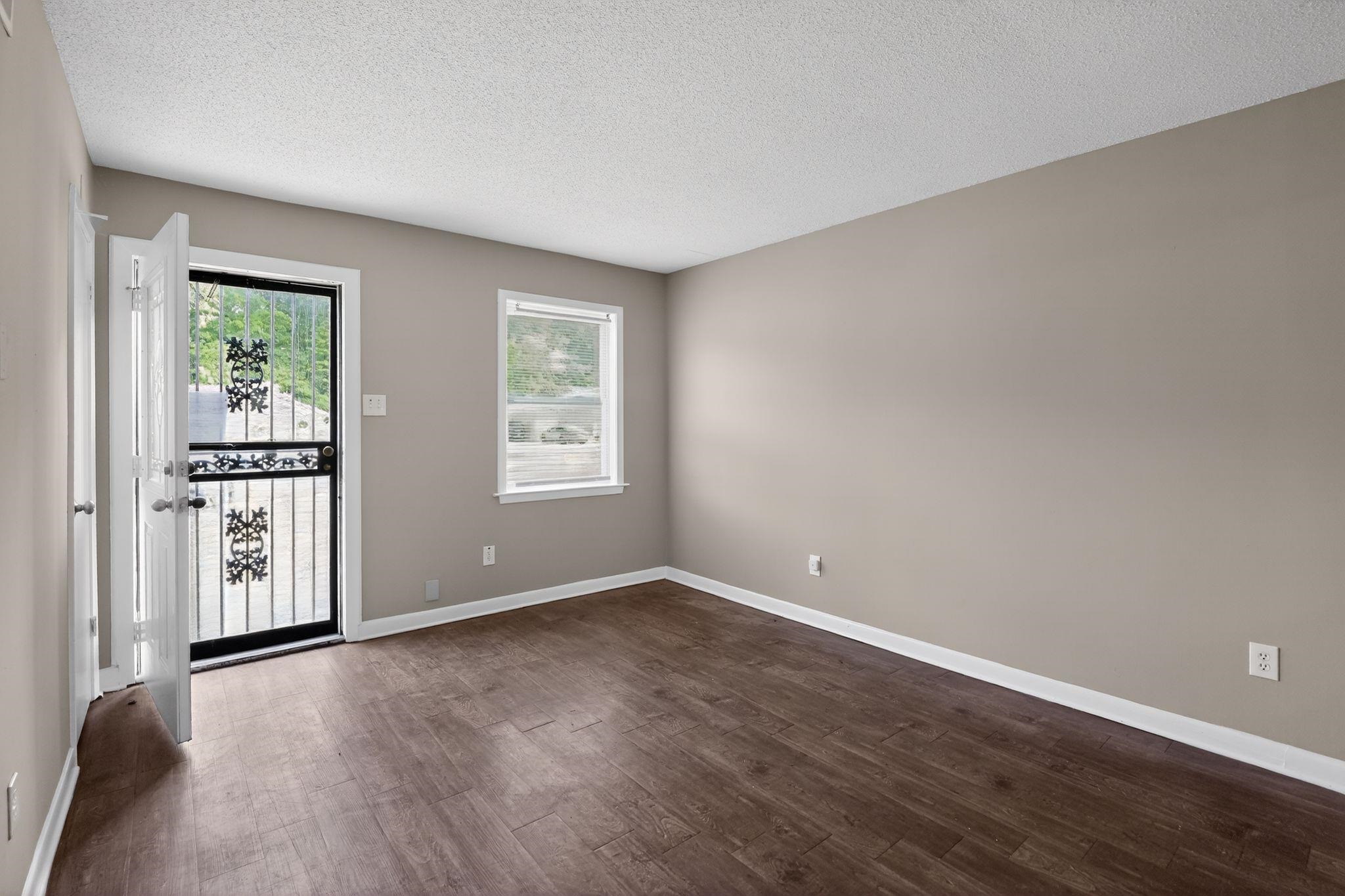 19 Lydgate Ave Property Photo 13