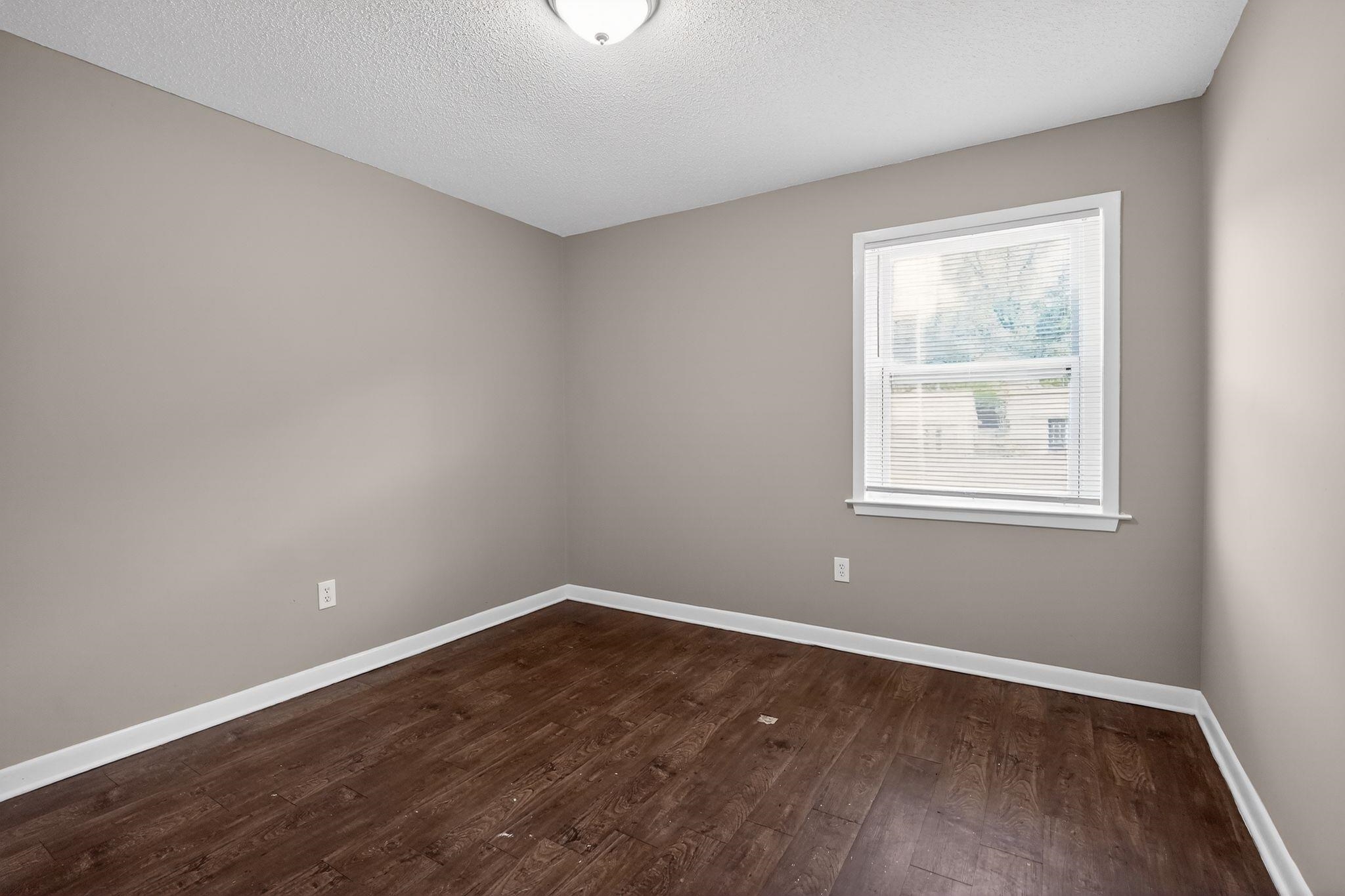 19 Lydgate Ave Property Photo 16
