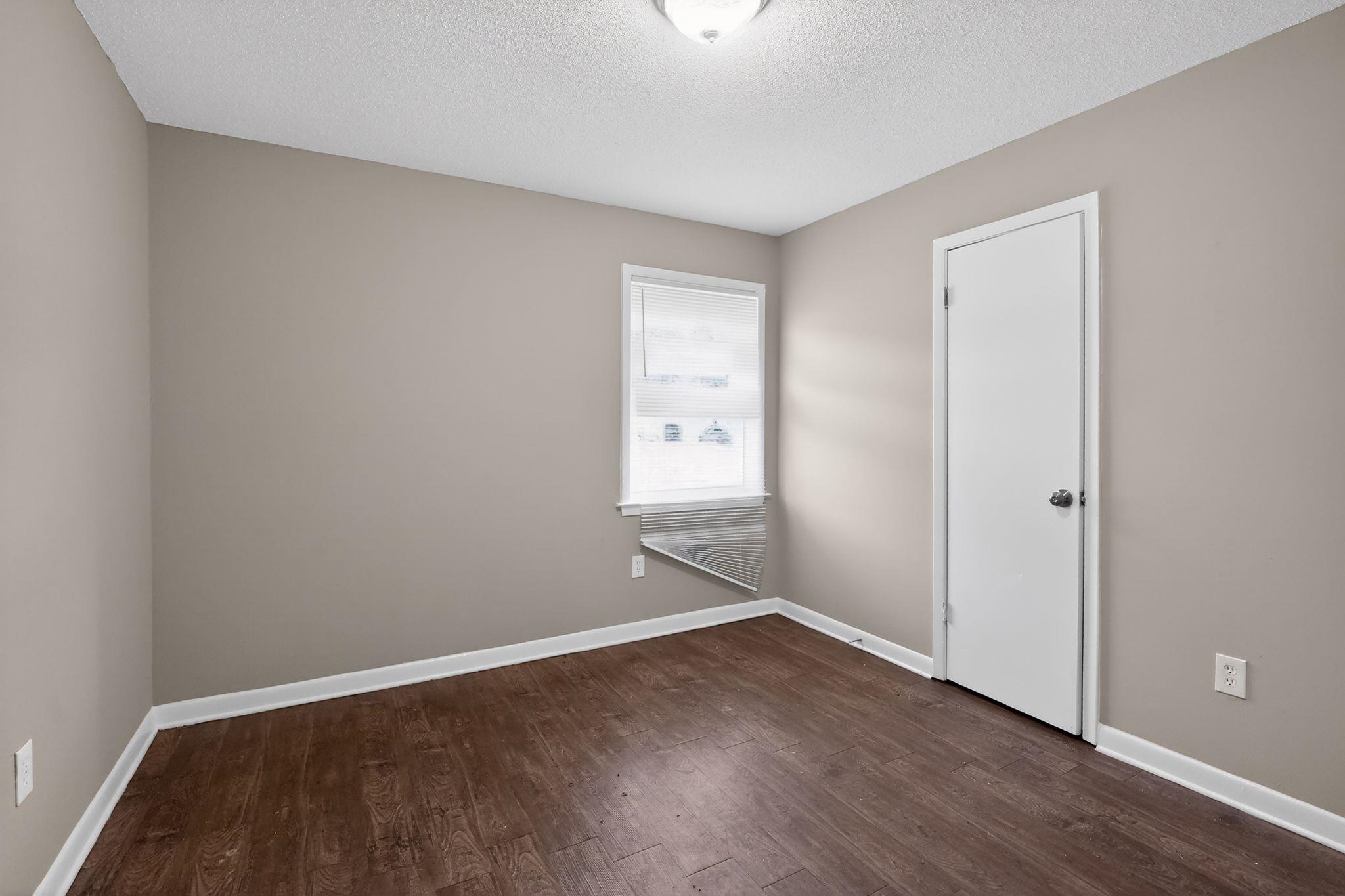 19 Lydgate Ave Property Photo 17