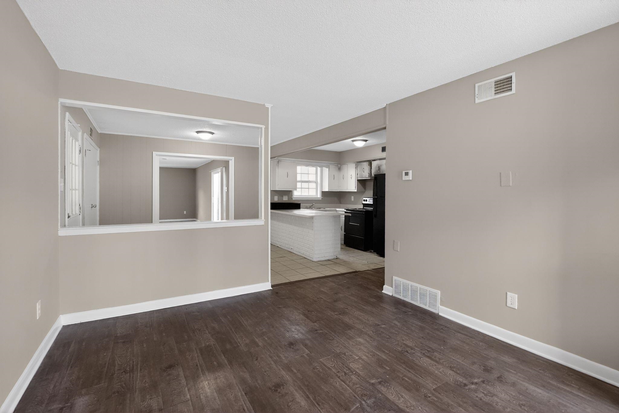 19 Lydgate Ave Property Photo 21