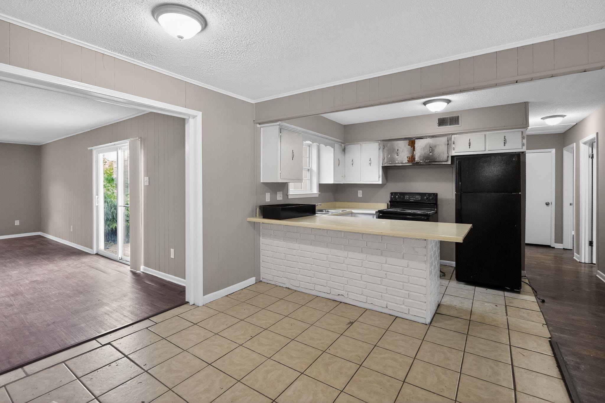 19 Lydgate Ave Property Photo 22