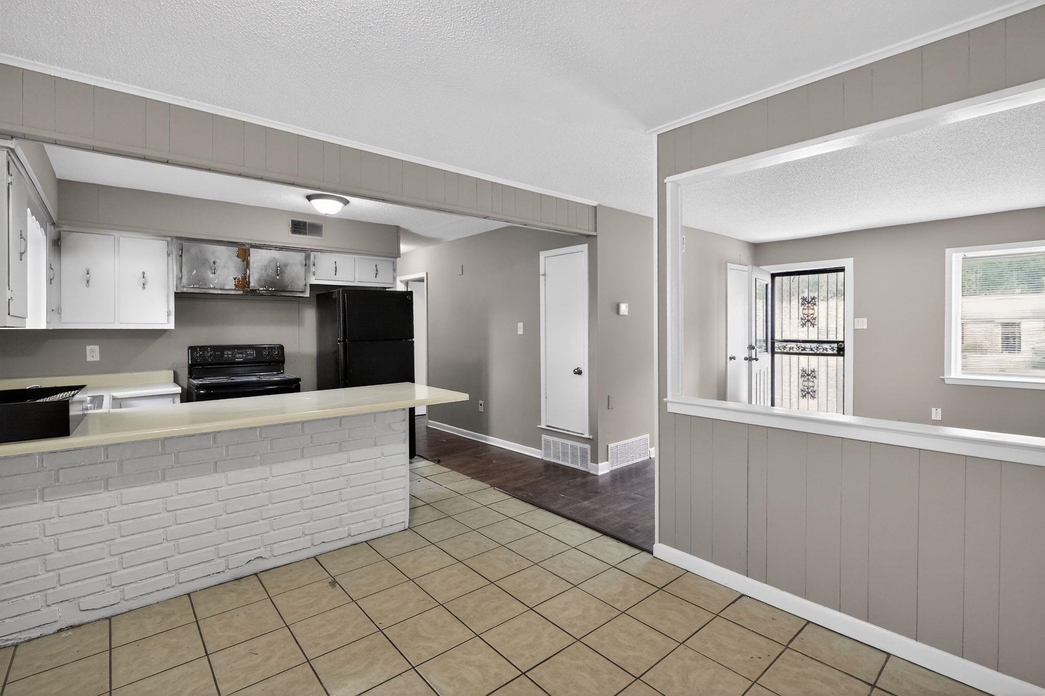 19 Lydgate Ave Property Photo 25