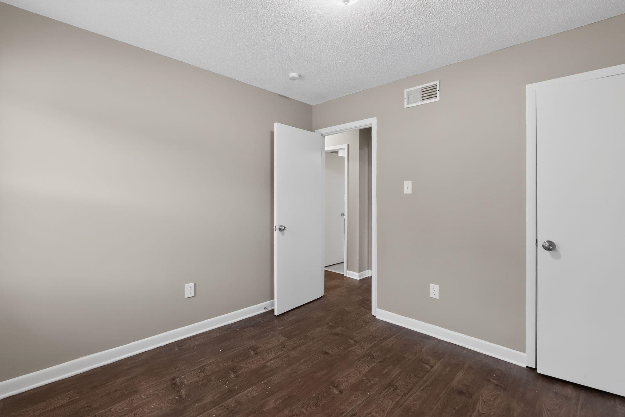 19 Lydgate Ave Property Photo 28
