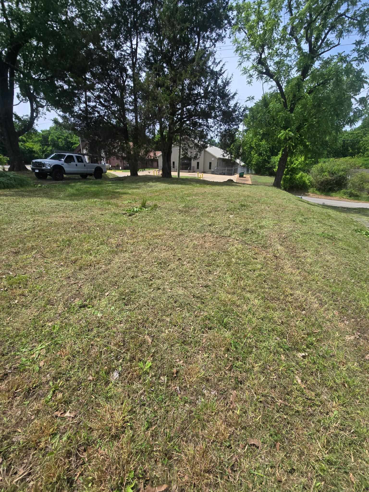 5110 Hillbrook Dr Property Photo 2
