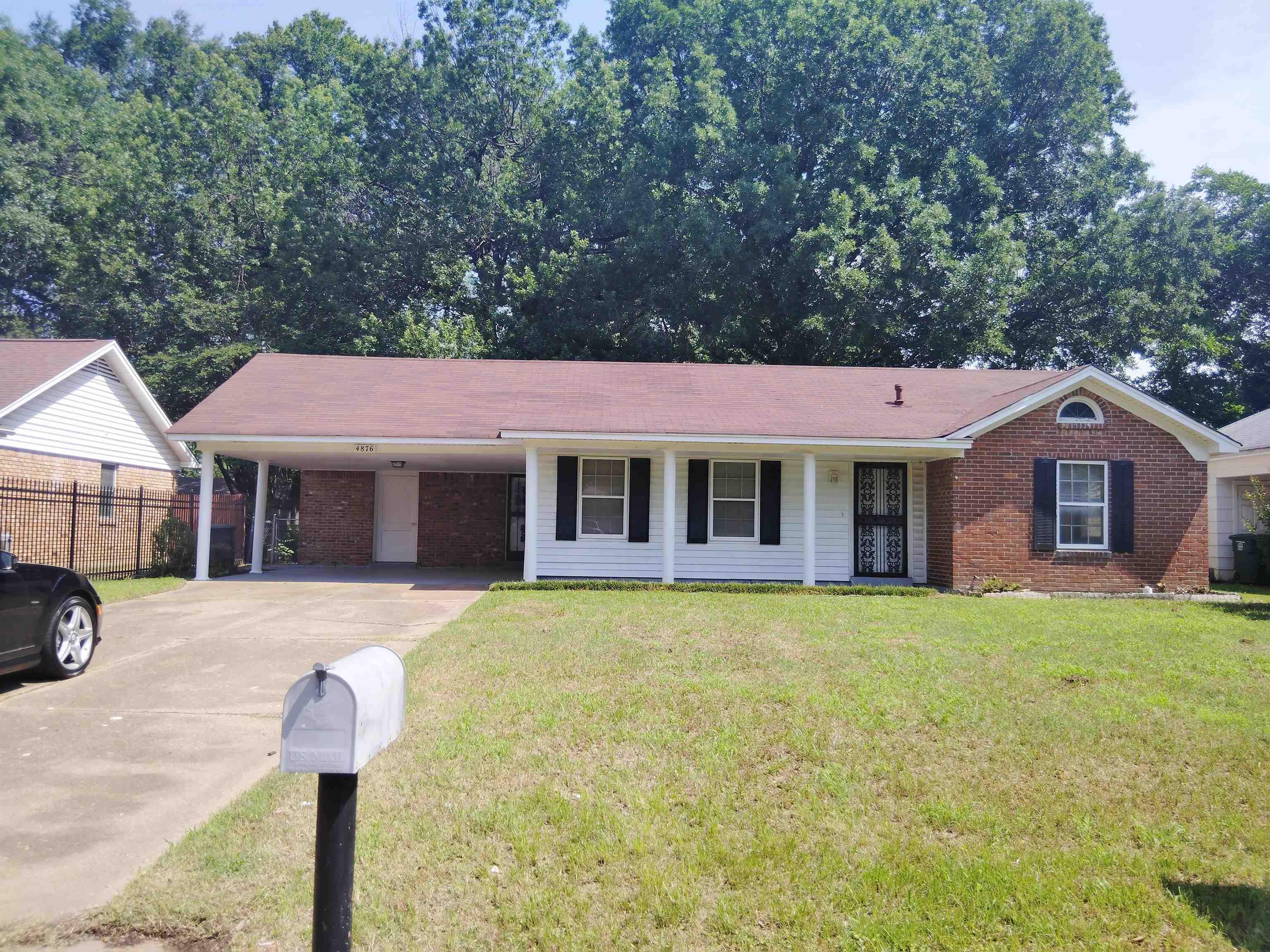 4876 COTTONWOOD RD Property Photo 1