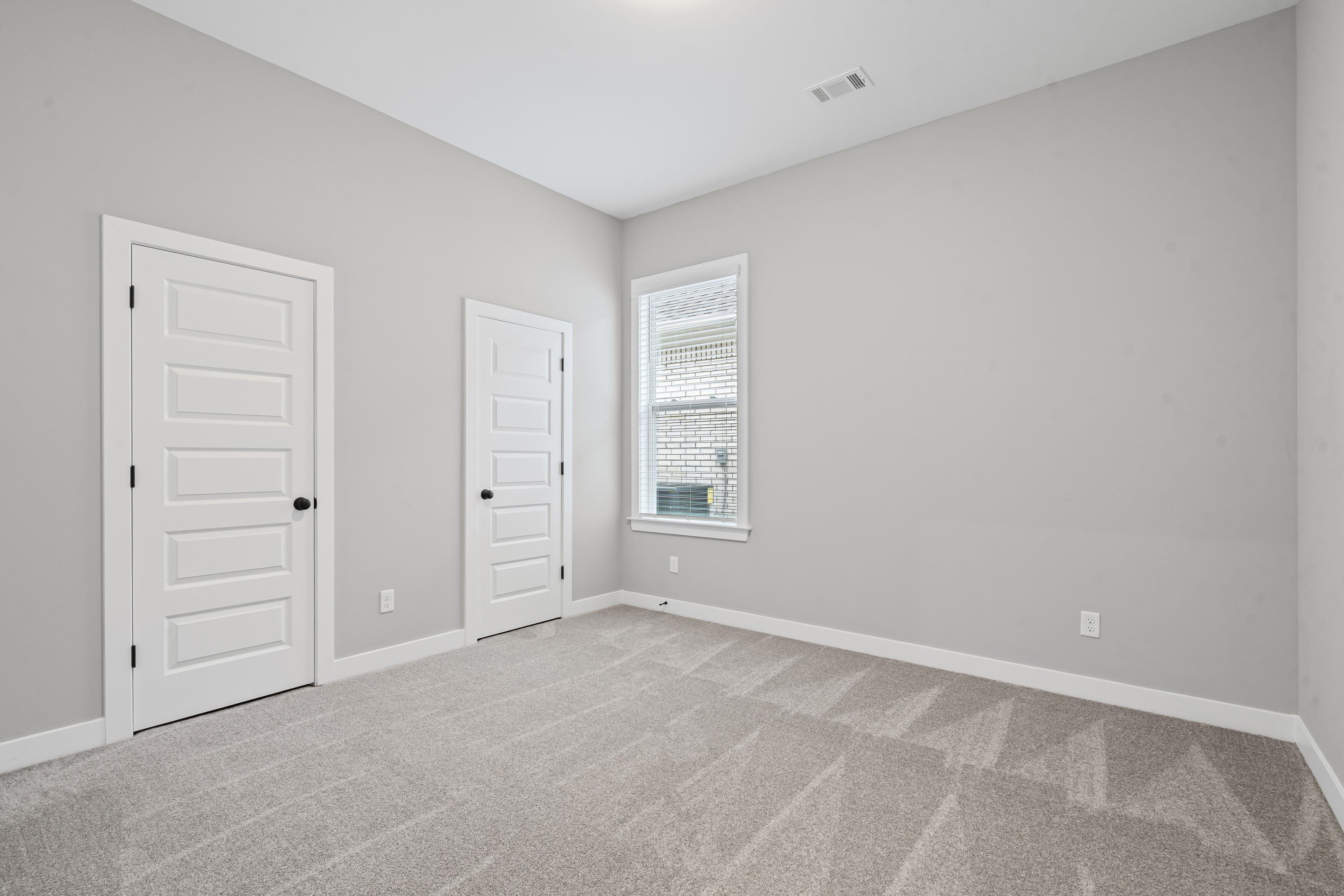 9940 Delphinium Dr N Property Photo 18