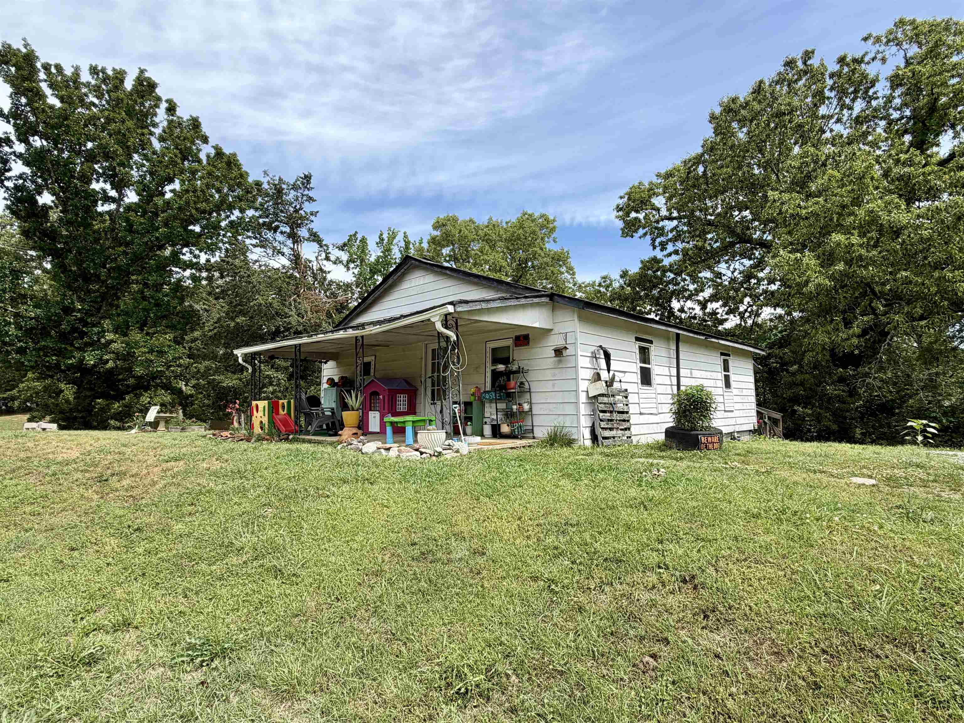 701 Circle Hill Dr Property Photo 17