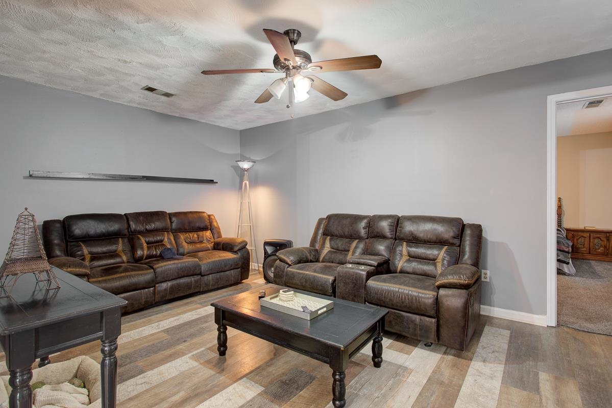 5054 Gull Rd Property Photo 11