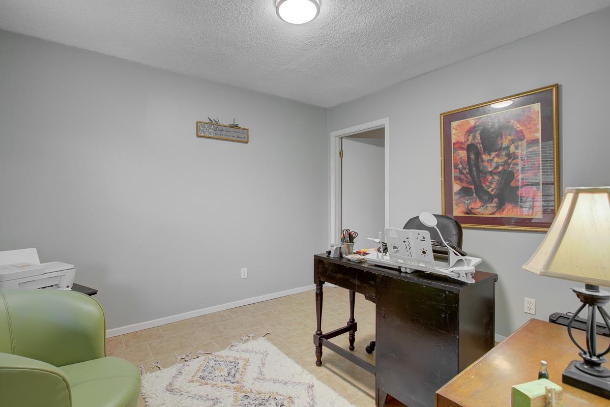 5054 Gull Rd Property Photo 18