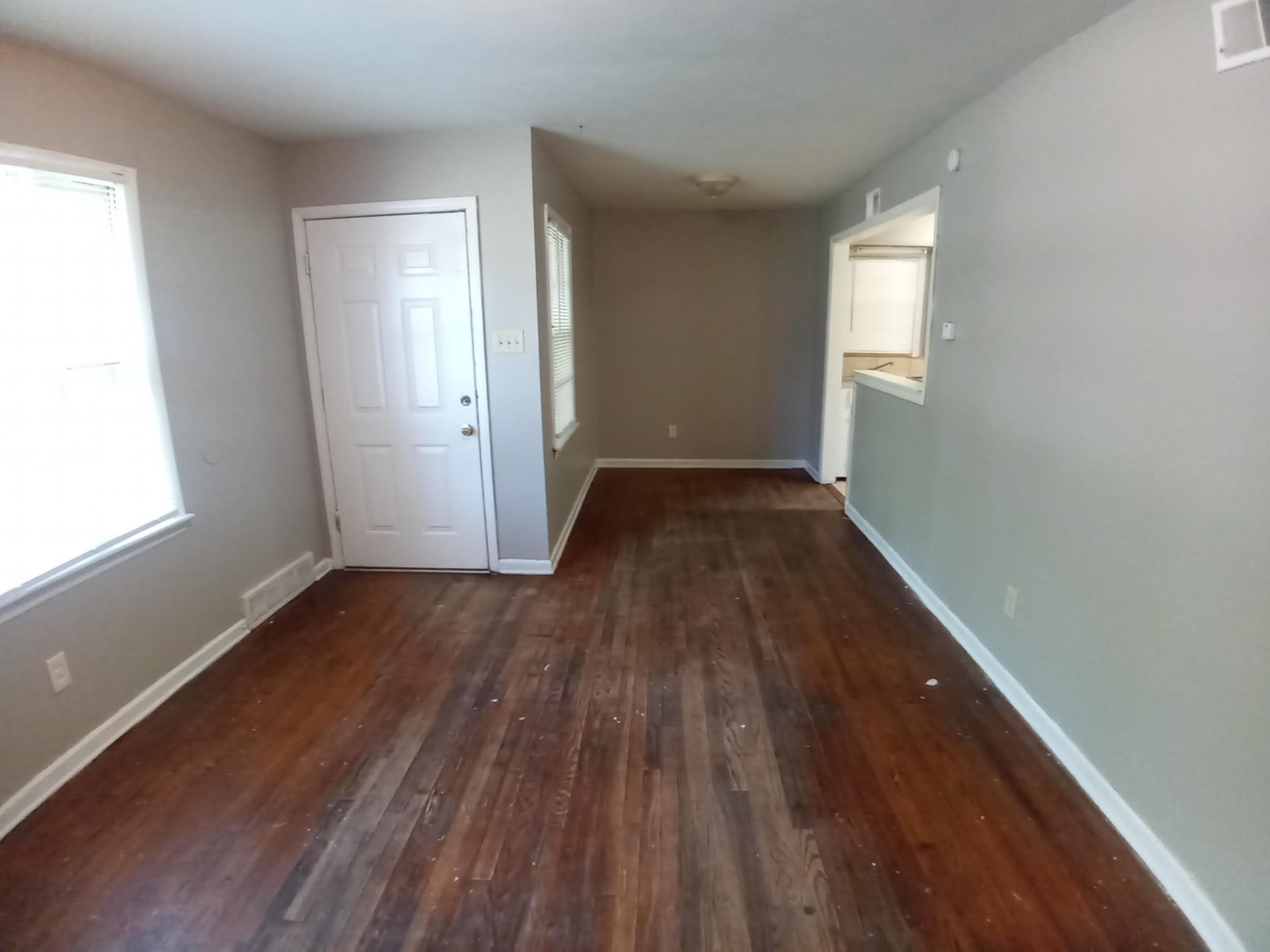 1675 Haywood Ave Property Photo 4